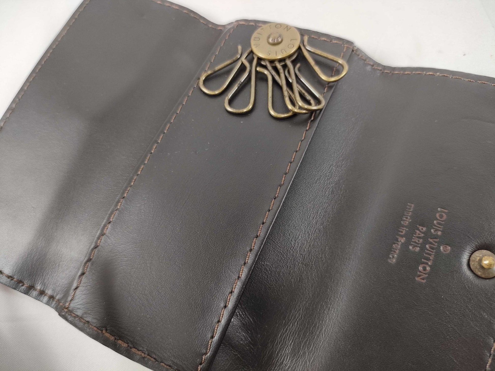 LOUIS VUITTON LV Louis Vuitton Utah Key Case Key Case/Key Holder