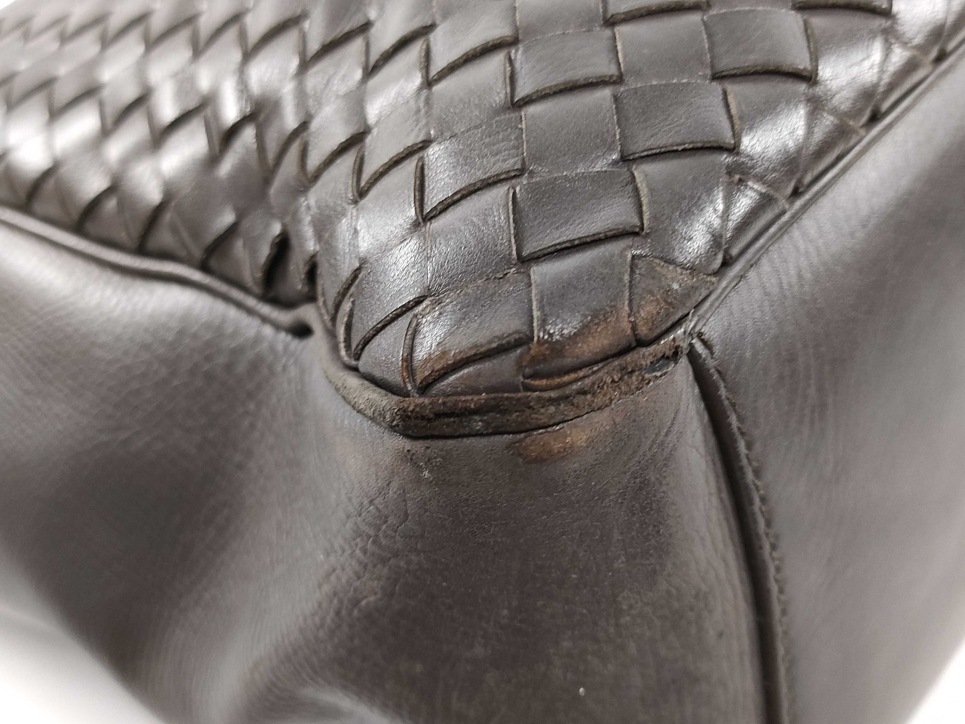 BOTTEGA VENETA BOTTEGA VENETA Intrecciato Leather Tote Bag