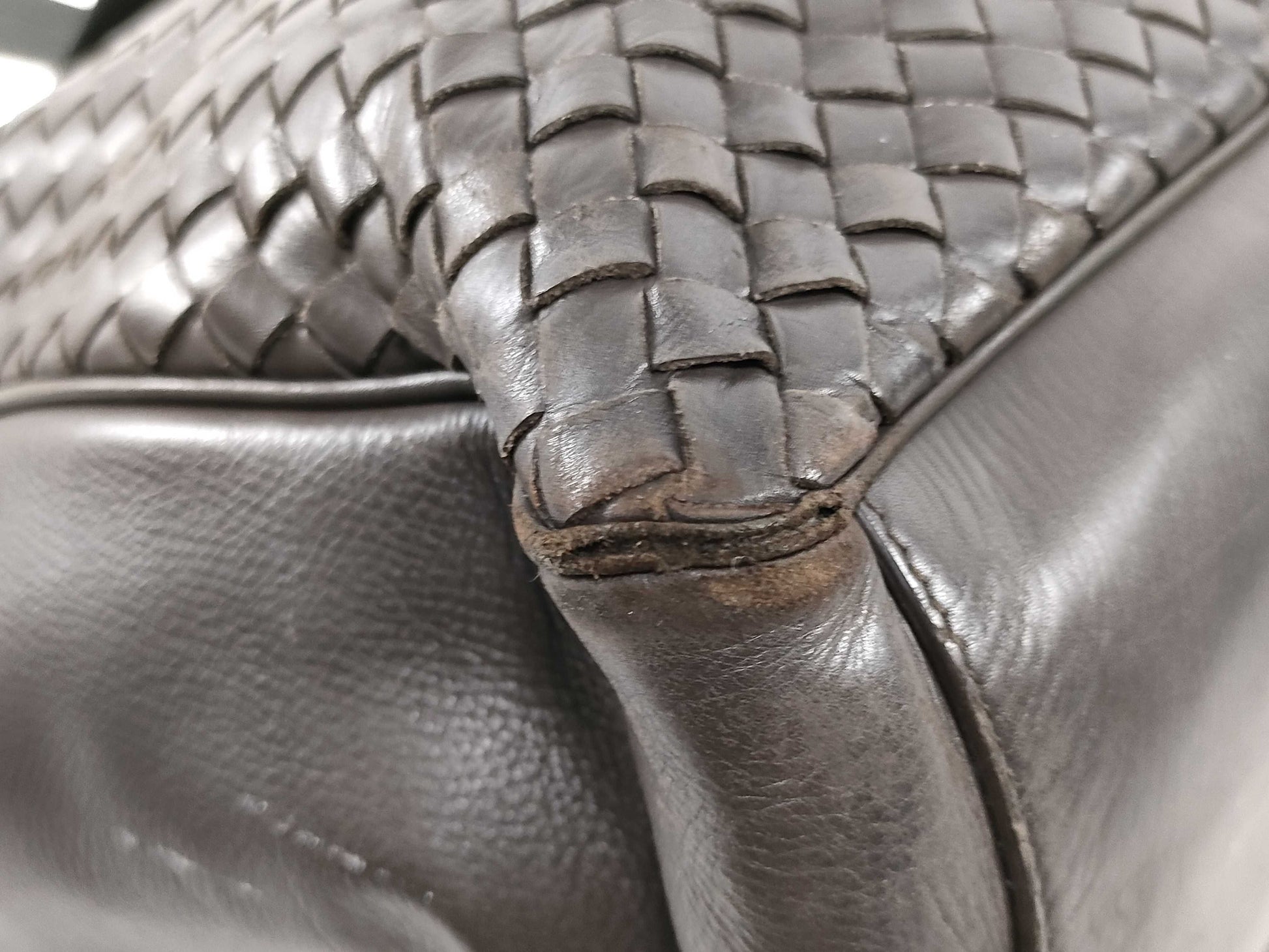 BOTTEGA VENETA BOTTEGA VENETA Intrecciato Leather Tote Bag