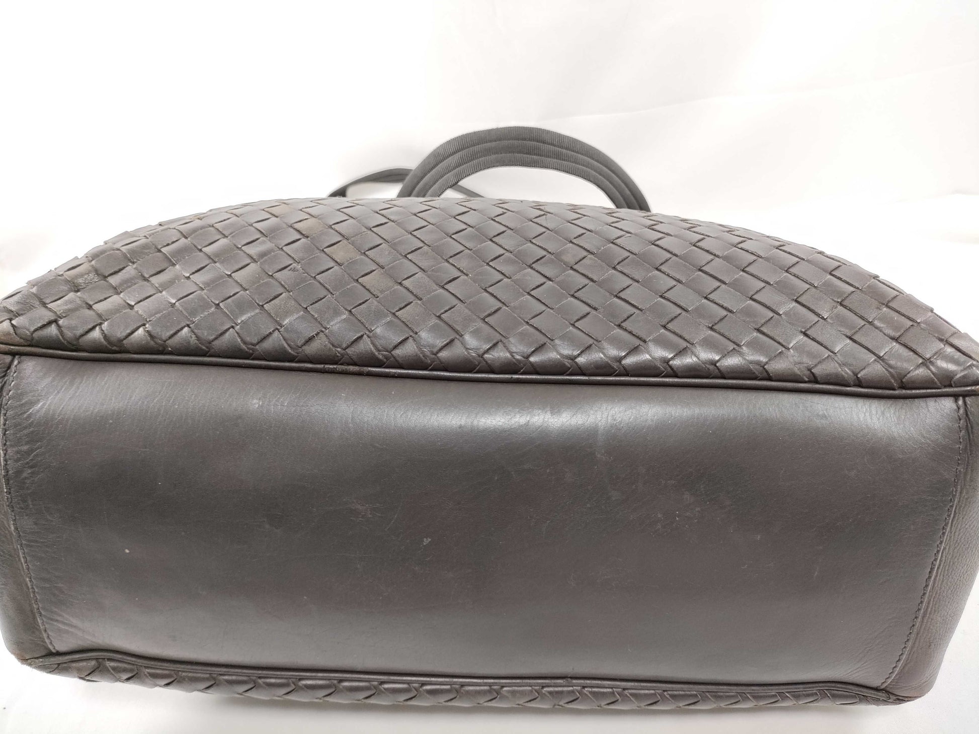 BOTTEGA VENETA BOTTEGA VENETA Intrecciato Leather Tote Bag