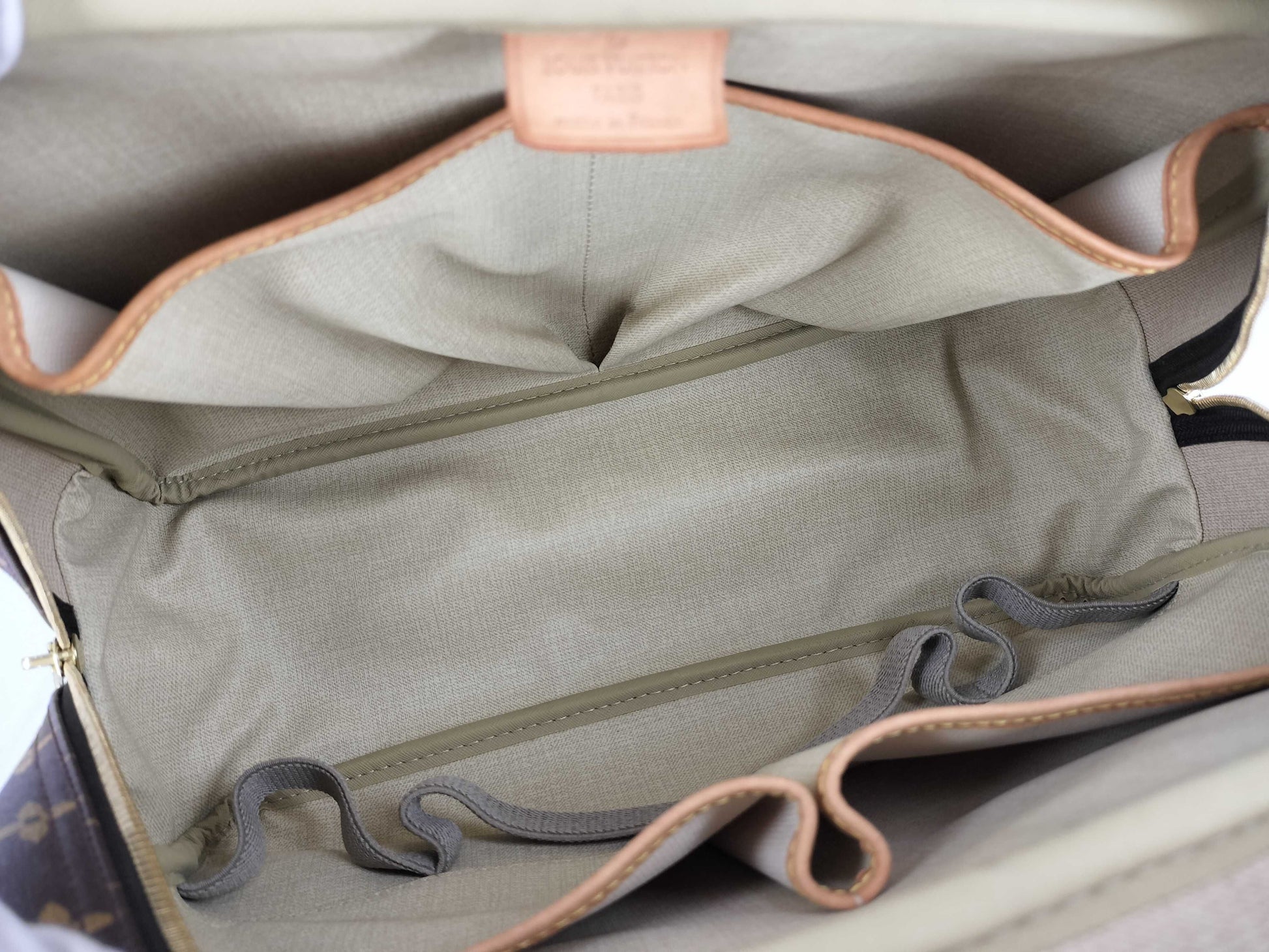 LOUIS VUITTON M47270 Monogram Louis Vuitton Deauville Tag Boston Bag