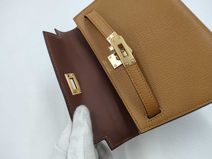 HERMES Brand New, Unused Hermès Mini Kelly 2 Verso Chevre Mysore Shoulder Bag with Gold Hardware, Size 28, Camel/4H Cocoa, Double Stamp