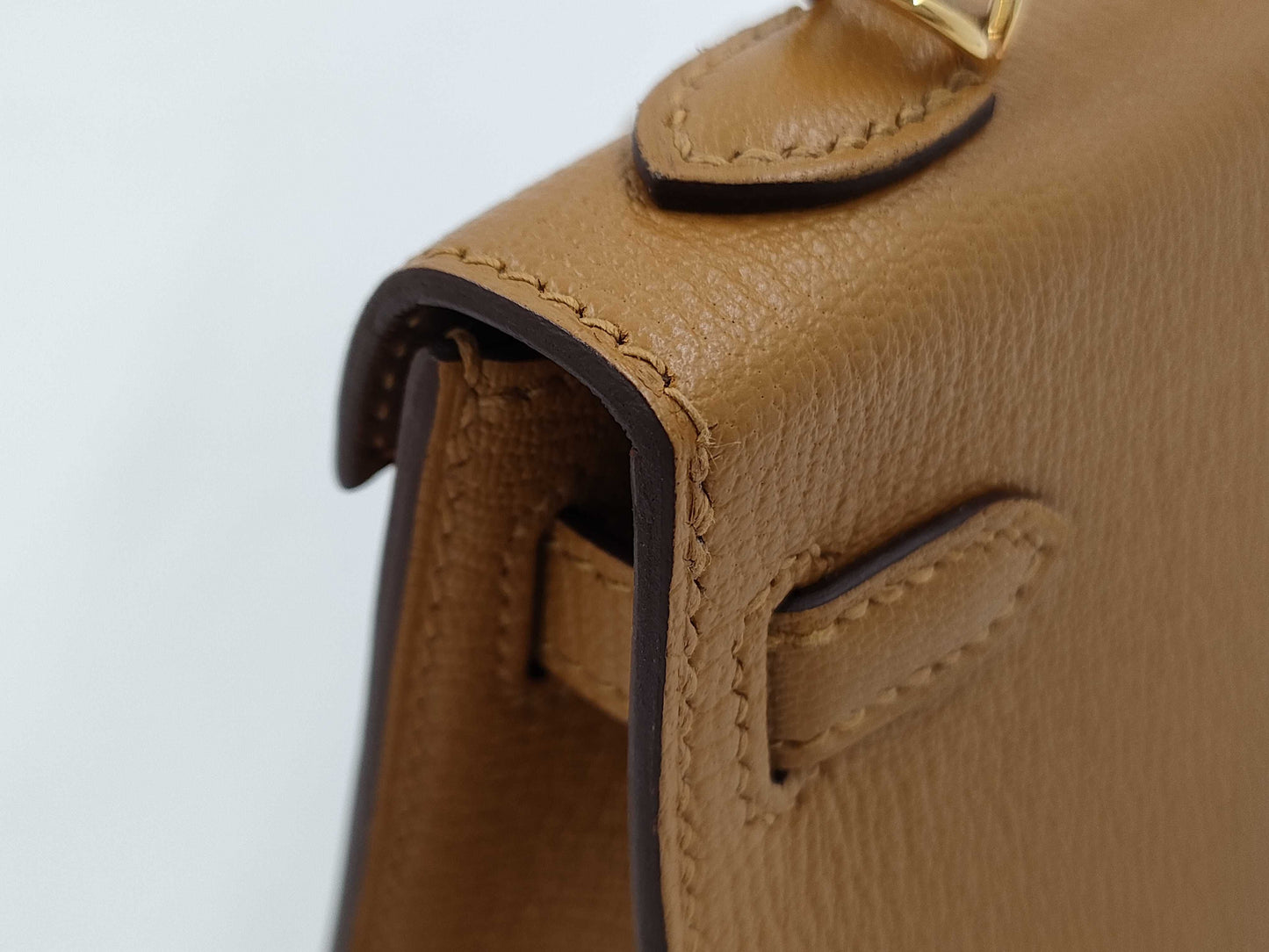 HERMES Brand New, Unused Hermès Mini Kelly 2 Verso Chevre Mysore Shoulder Bag with Gold Hardware, Size 28, Camel/4H Cocoa, Double Stamp