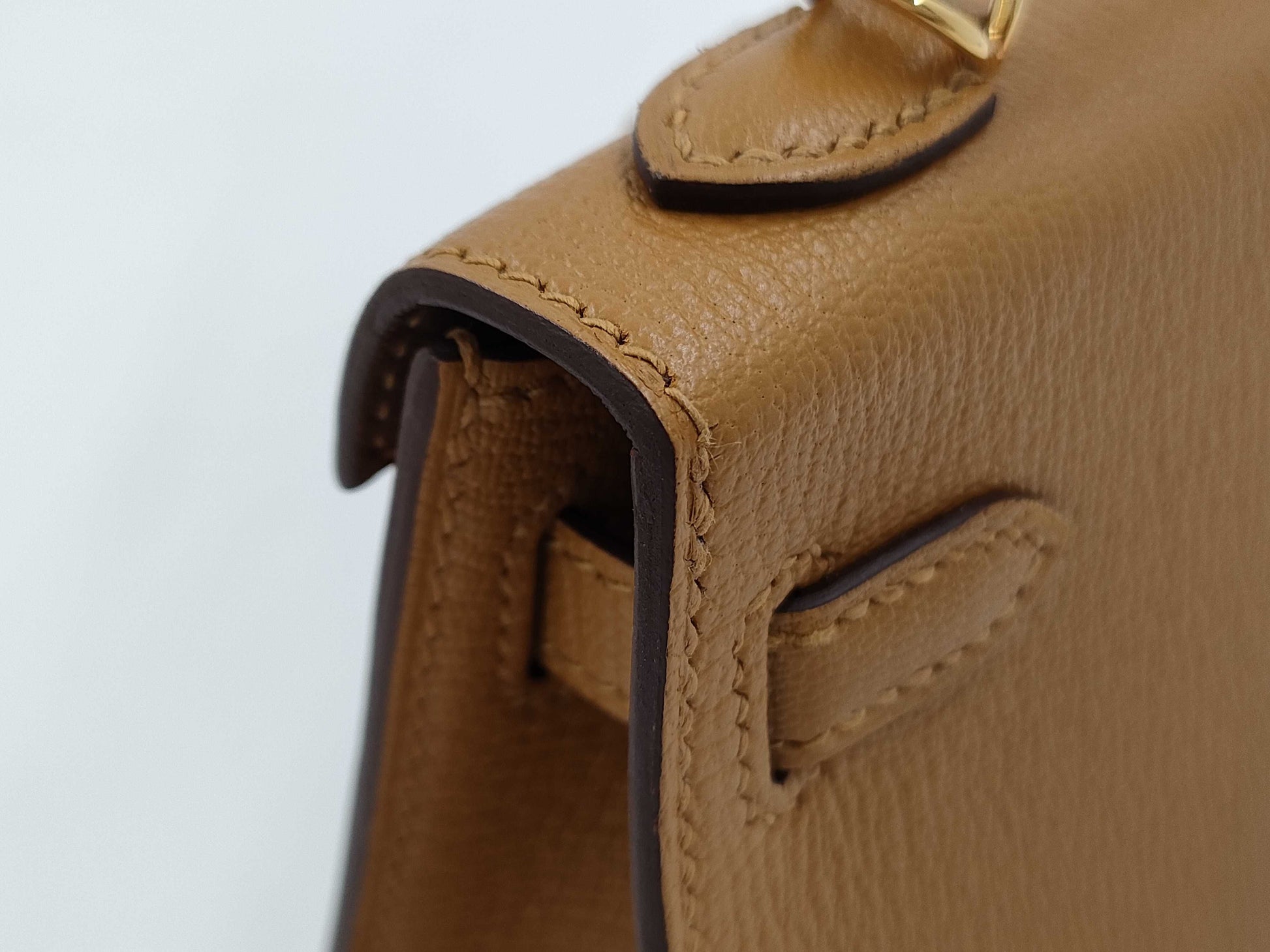 HERMES Brand New, Unused Hermès Mini Kelly 2 Verso Chevre Mysore Shoulder Bag with Gold Hardware, Size 28, Camel/4H Cocoa, Double Stamp