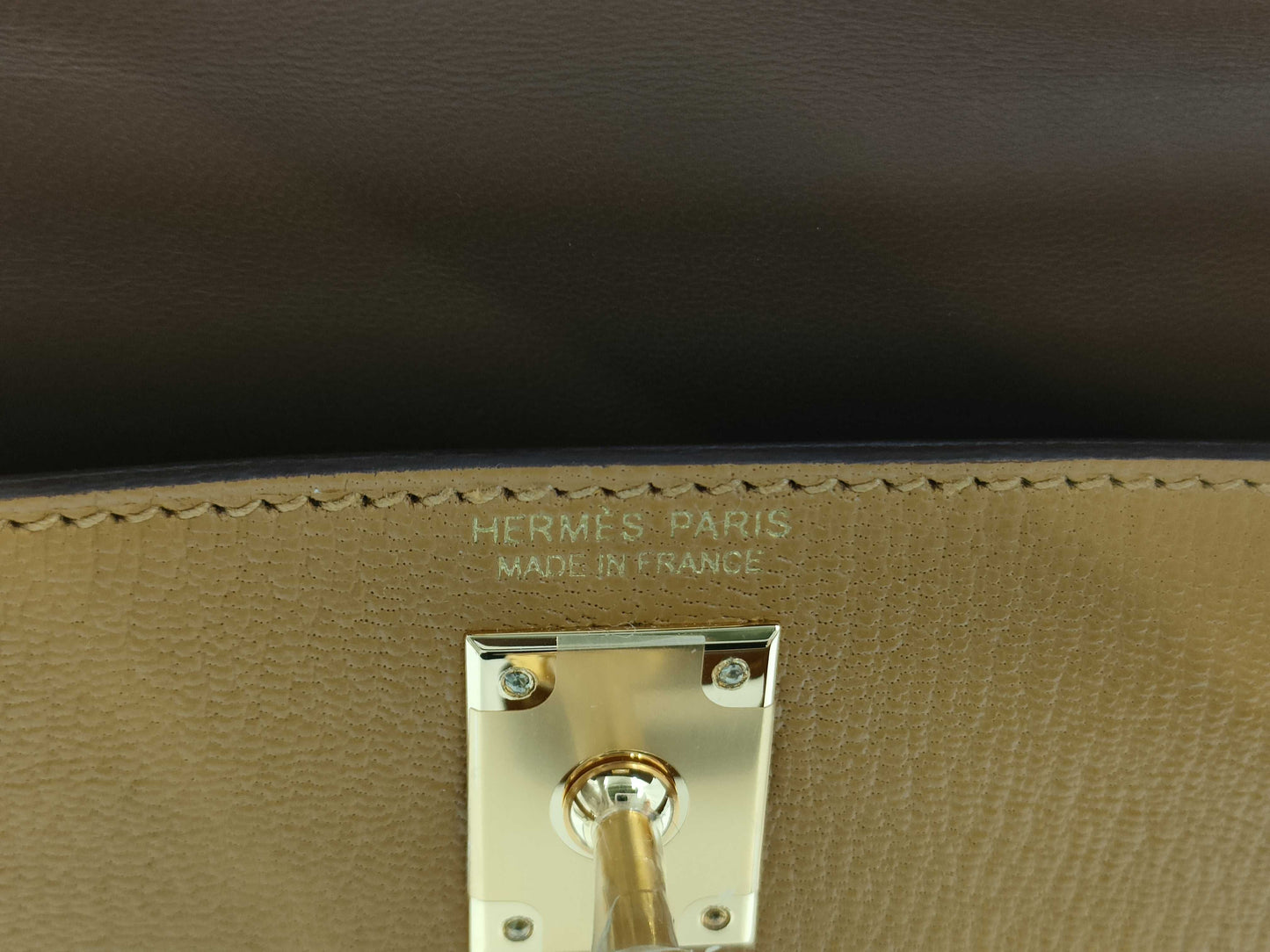 HERMES Brand New, Unused Hermès Mini Kelly 2 Verso Chevre Mysore Shoulder Bag with Gold Hardware, Size 28, Camel/4H Cocoa, Double Stamp