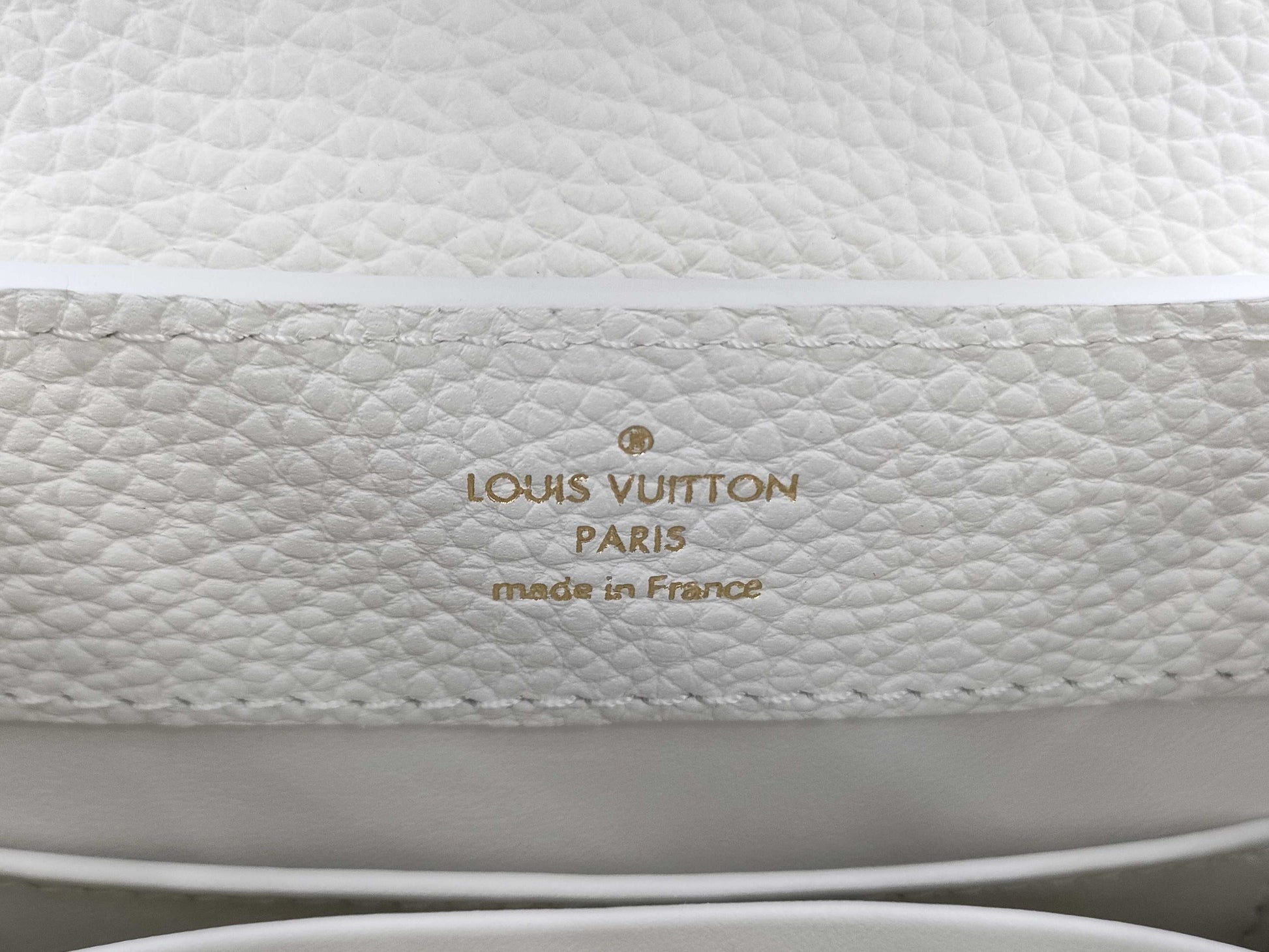 LOUIS VUITTON Louis Vuitton Logo Capucines Mini White Python RFID Handbag