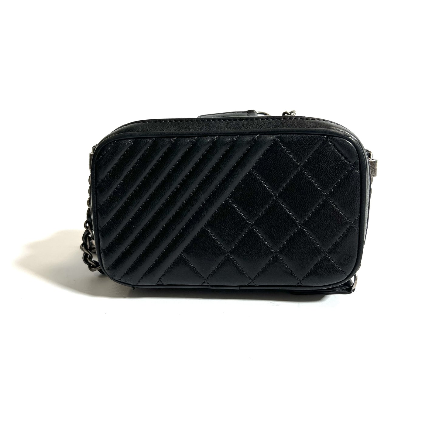 CHANEL CHANEL Boy Chanel Matelasse Shoulder Bag Lambskin 9cm Height x 16cm Width / Shoulder Bag