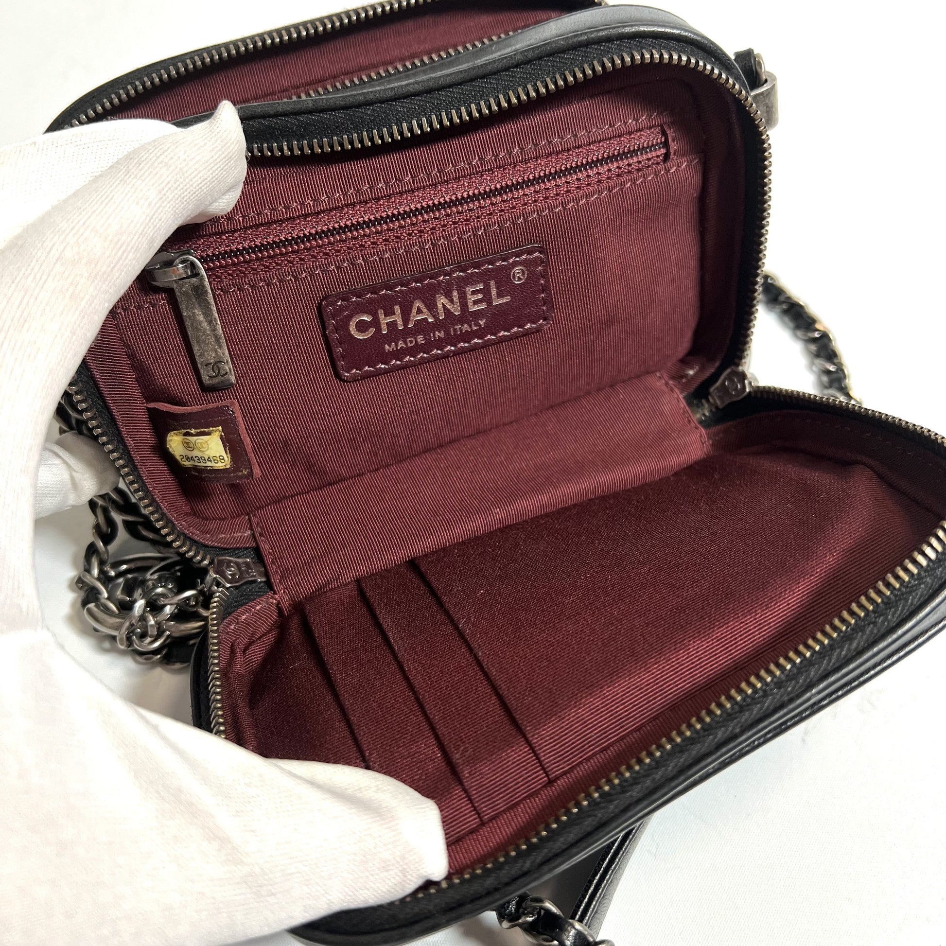 CHANEL CHANEL Boy Chanel Matelasse Shoulder Bag Lambskin 9cm Height x 16cm Width / Shoulder Bag