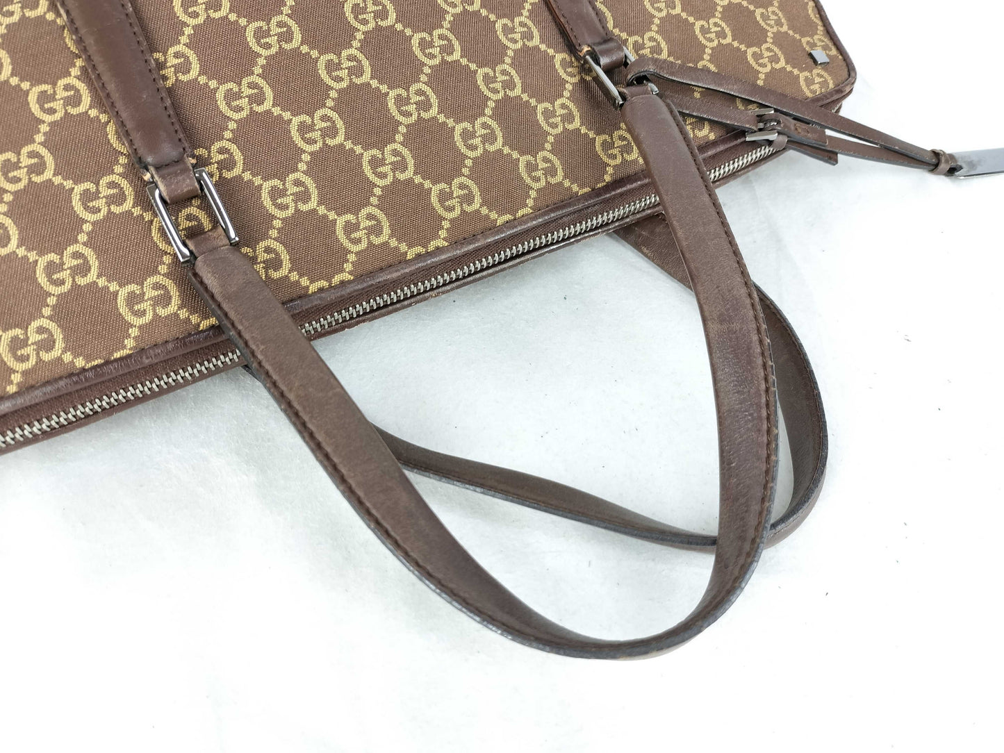 GUCCI GG Canvas GG Canvas Handbag Handbag