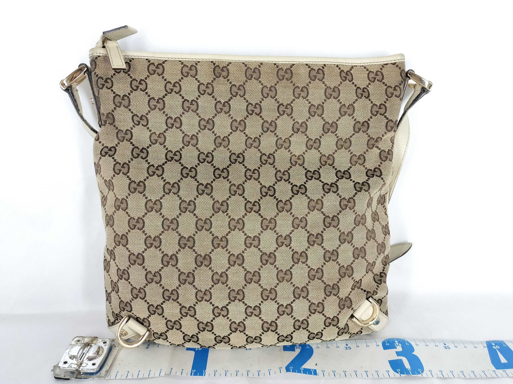 GUCCI GG Canvas Shoulder Bag