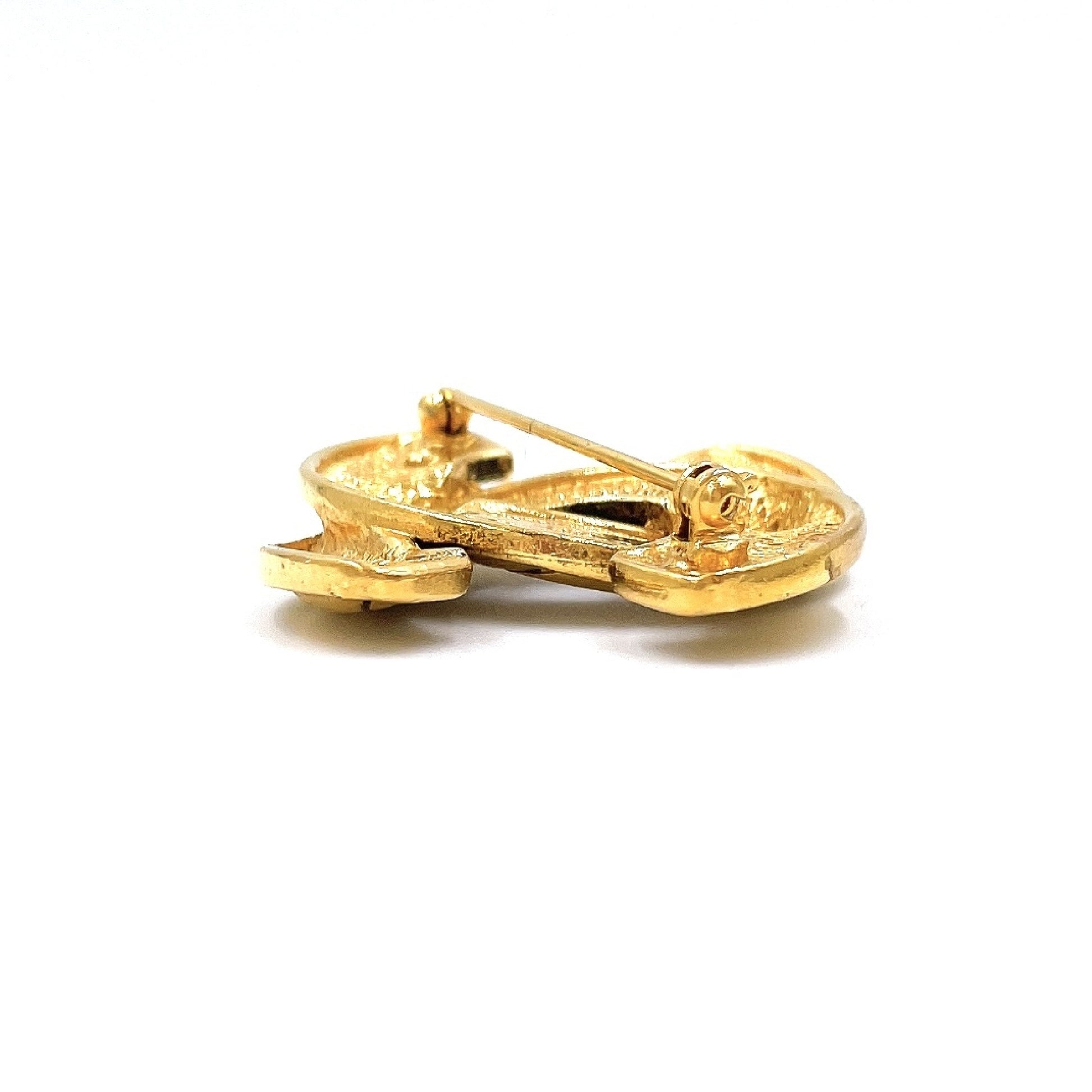 CHANEL Coco Mark Matelasse Gold Vintage 1159 Brooch