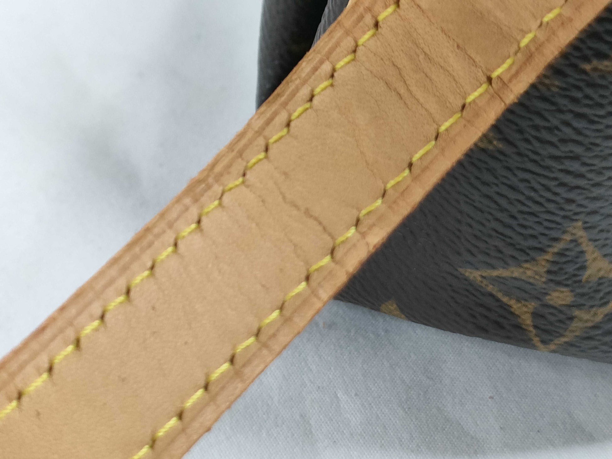 LOUIS VUITTON M51165 Monogram Viva Cite PM Shoulder Bag