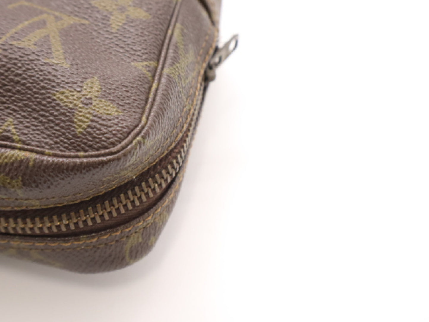 LOUIS VUITTON M47524 Monogram Truss Toilette 23 Pouch