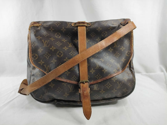 LOUIS VUITTON M42254 Monogram Saumur 35 Shoulder Bag