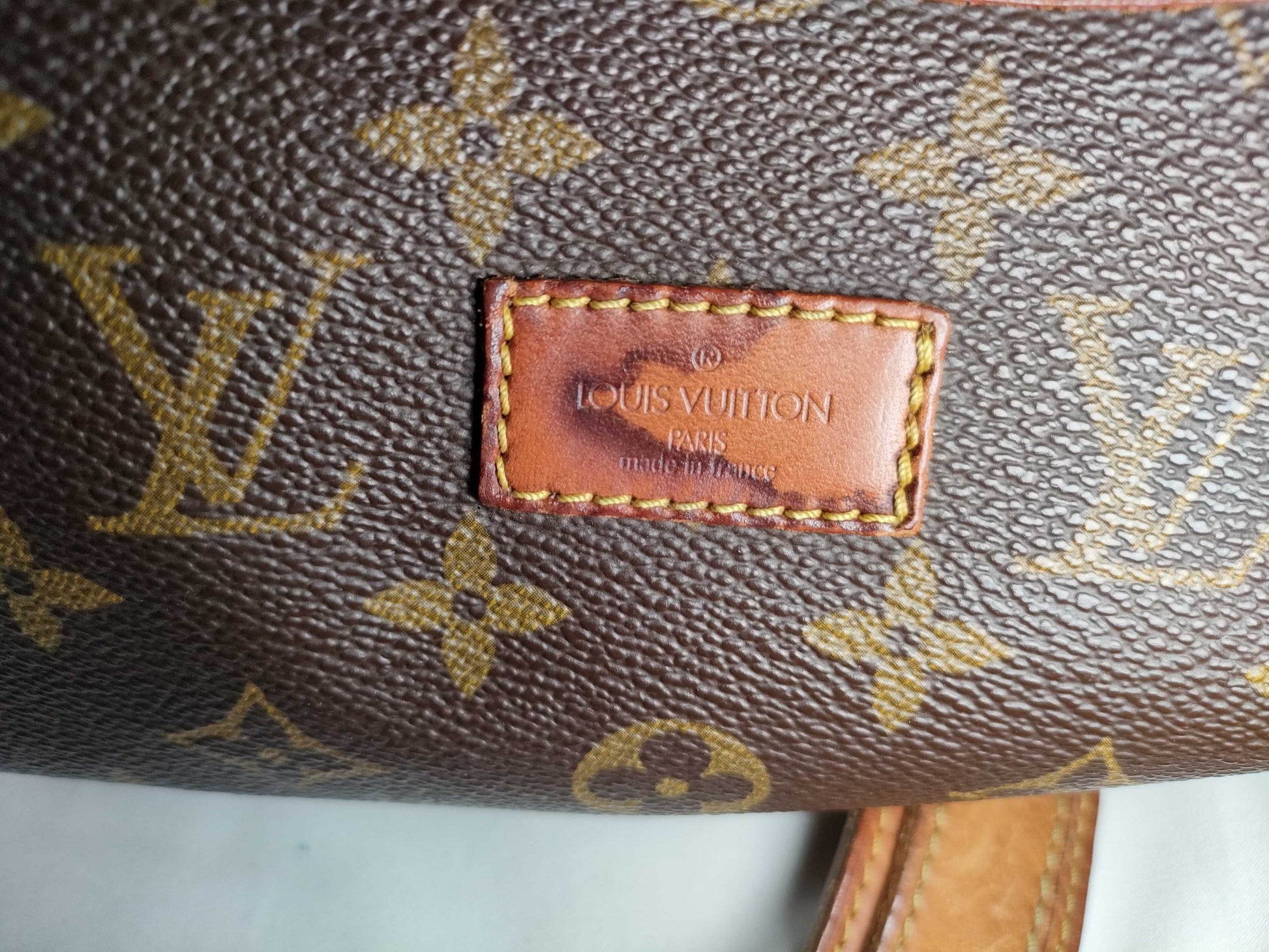 LOUIS VUITTON M42254 Monogram Saumur 35 Shoulder Bag
