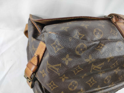 LOUIS VUITTON M42254 Monogram Saumur 35 Shoulder Bag