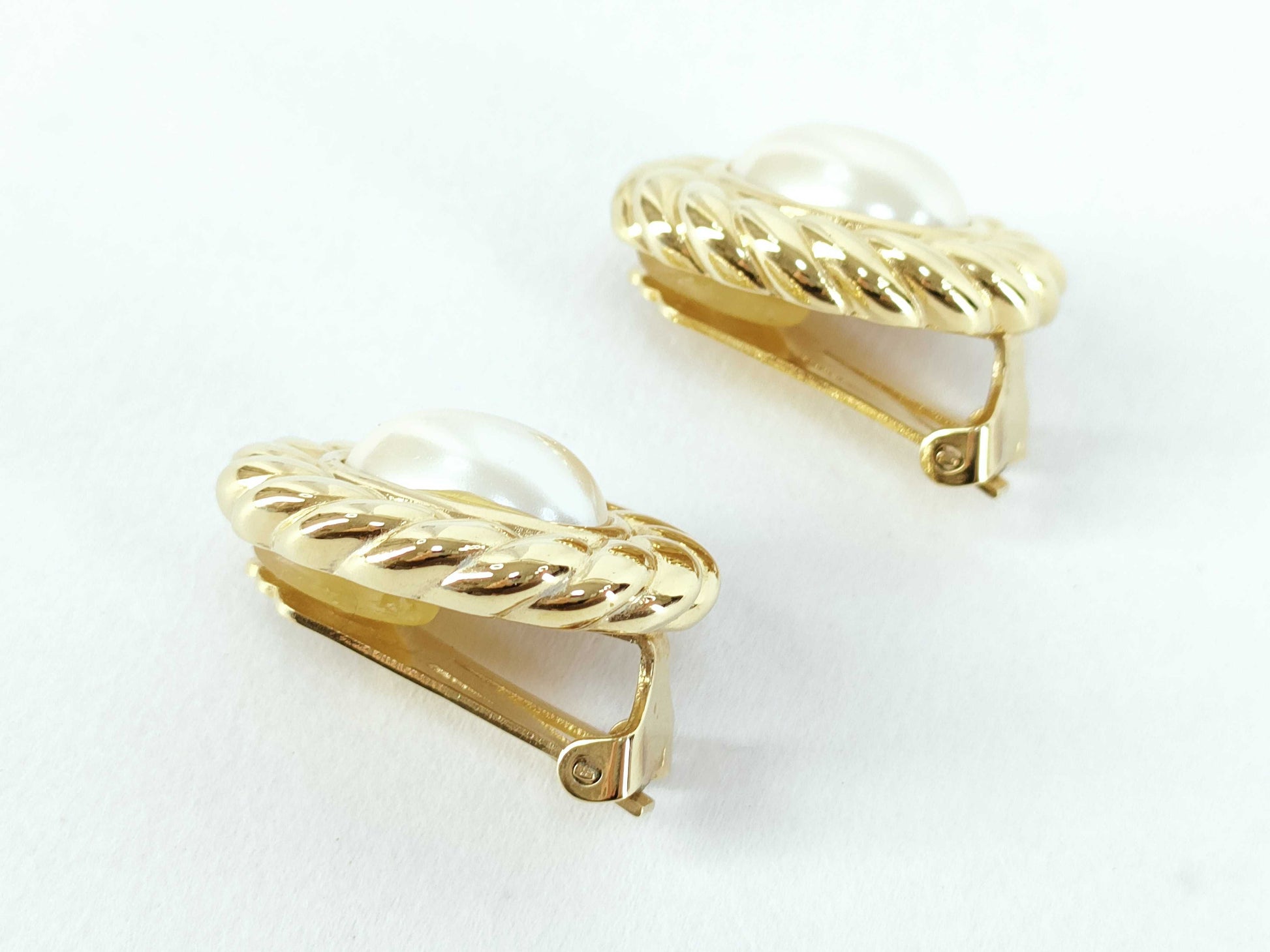Dior Gold/Pearl-Effect Earrings
