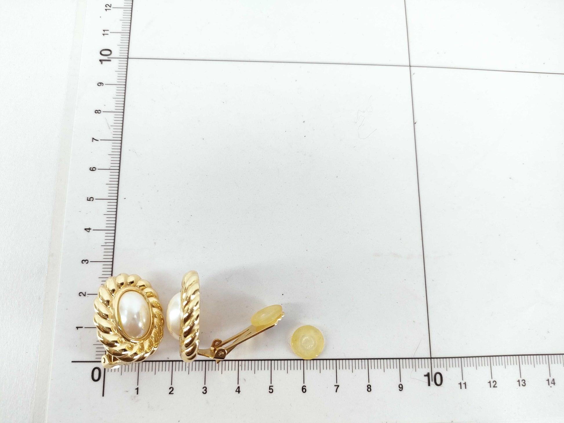 Dior Gold/Pearl-Effect Earrings