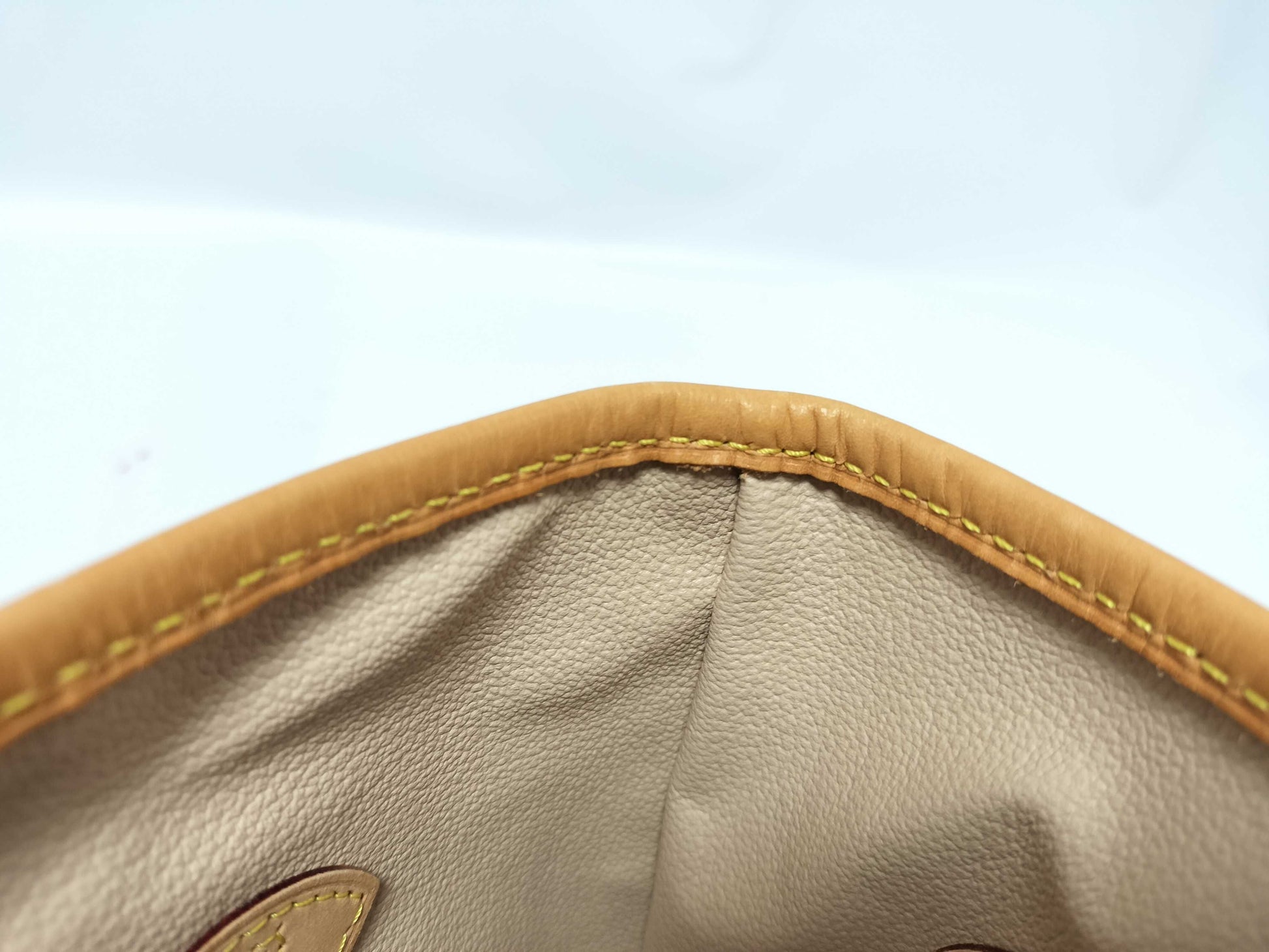 LOUIS VUITTON M42238 Monogram LV Bucket DK4161 Shoulder Bag