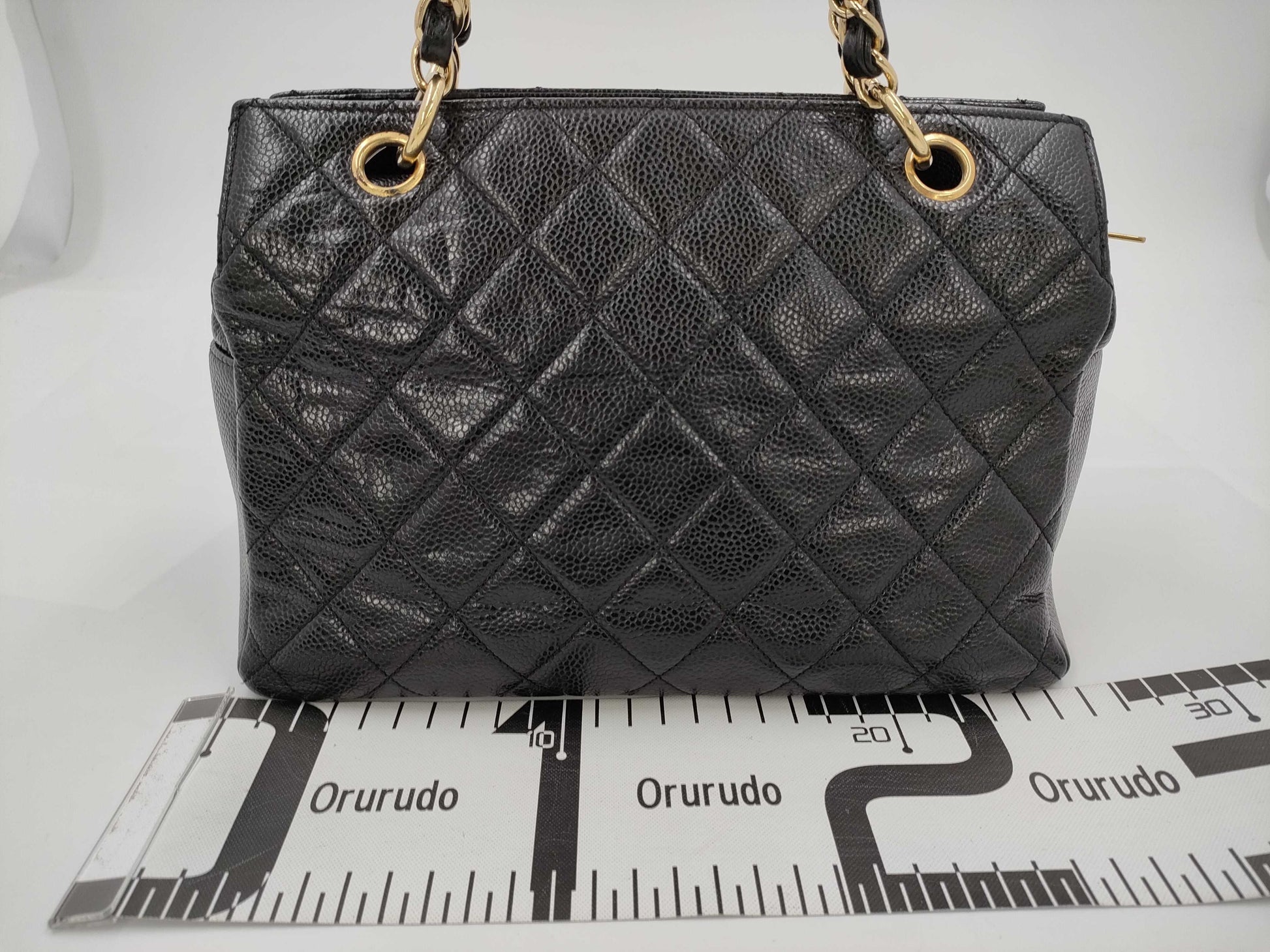 CHANEL Matelasse Caviar Skin Chain Shoulder Bag
