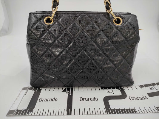 CHANEL Matelasse Caviar Skin Chain Shoulder Bag