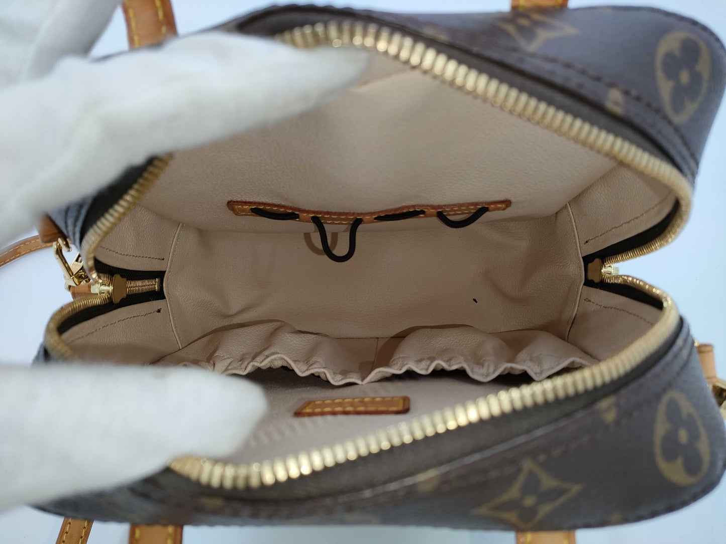 LOUIS VUITTON Monogram Spontini Handbag