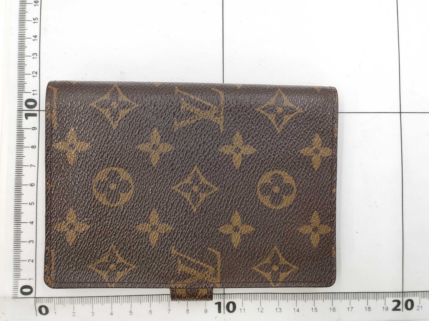 LOUIS VUITTON Monogram Agenda Planner Cover