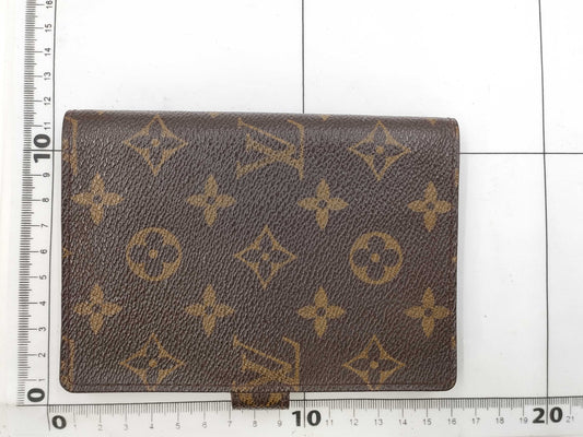 LOUIS VUITTON Monogram Agenda Planner Cover