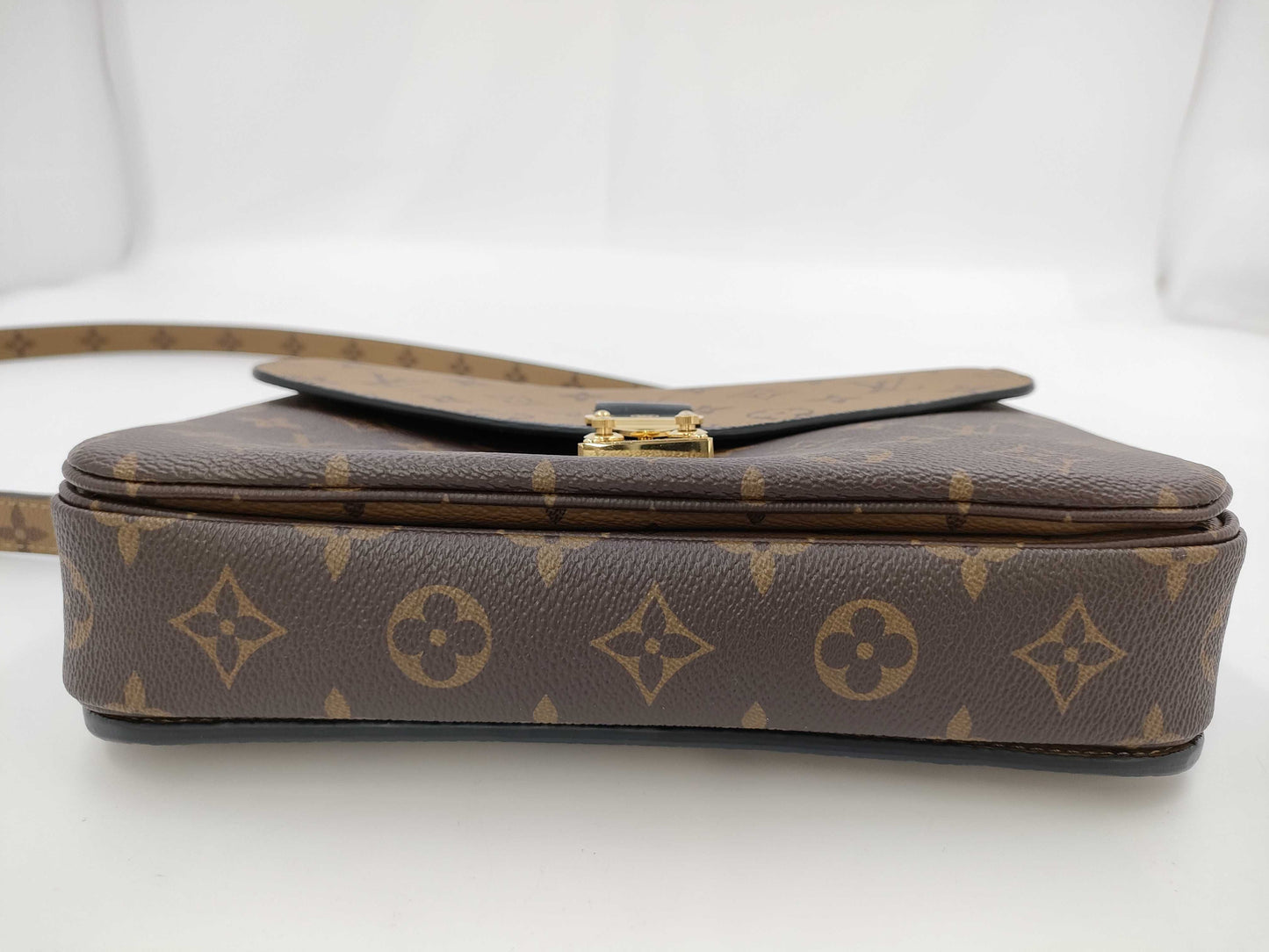 LOUIS VUITTON Louis Vuitton Message Shoulder Bag Shoulder Bag