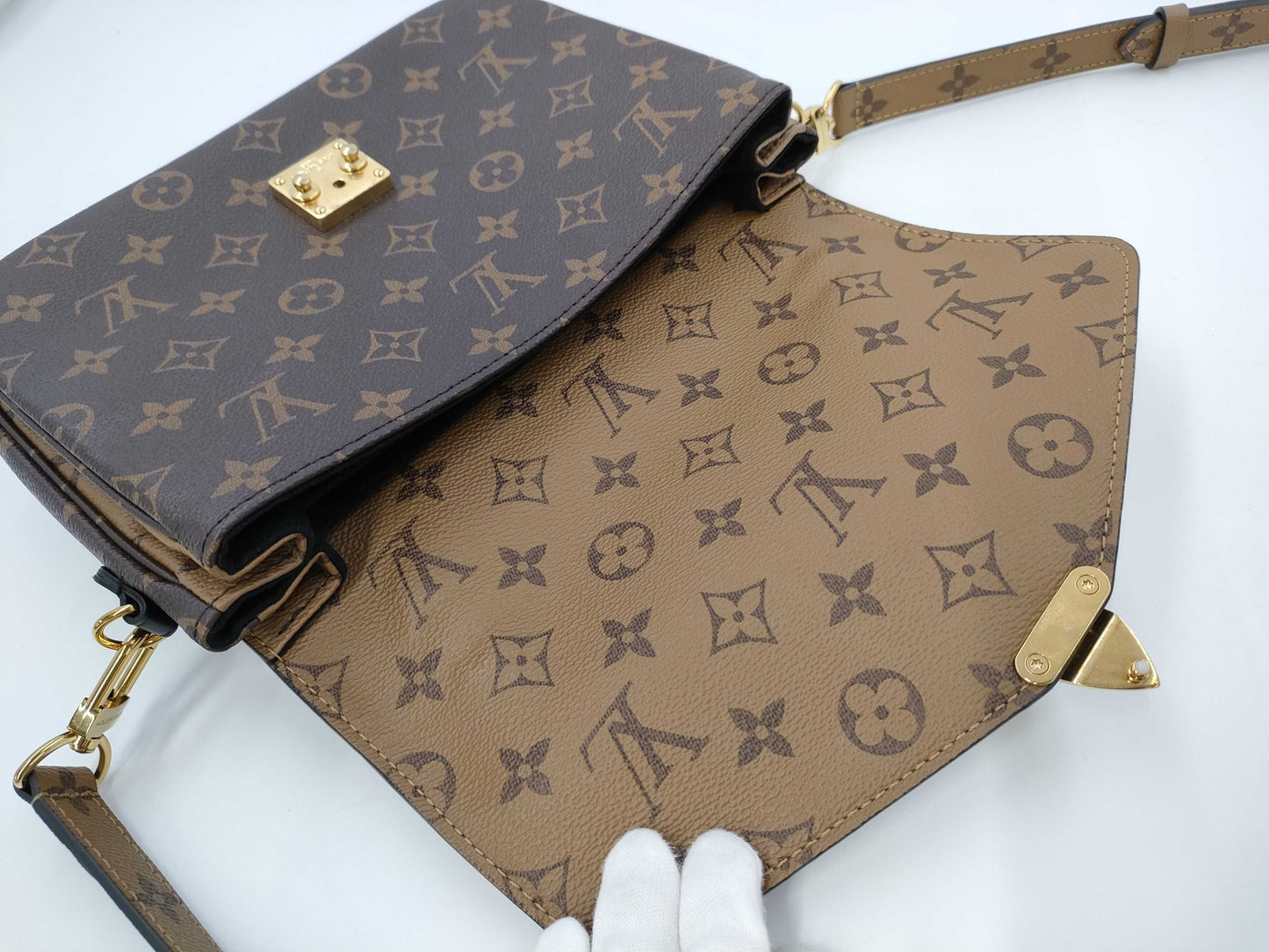 LOUIS VUITTON Louis Vuitton Message Shoulder Bag Shoulder Bag