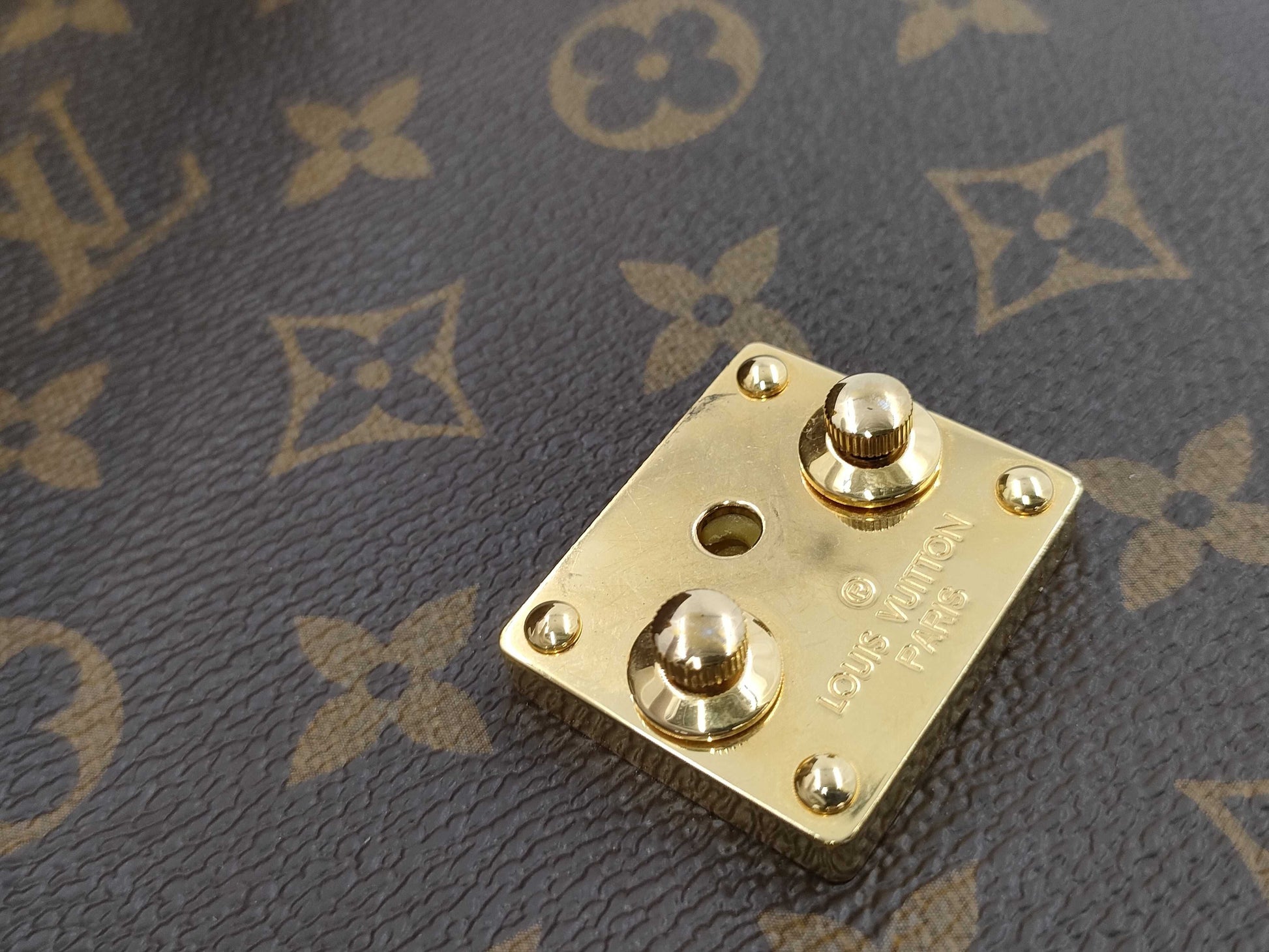 LOUIS VUITTON Louis Vuitton Message Shoulder Bag Shoulder Bag