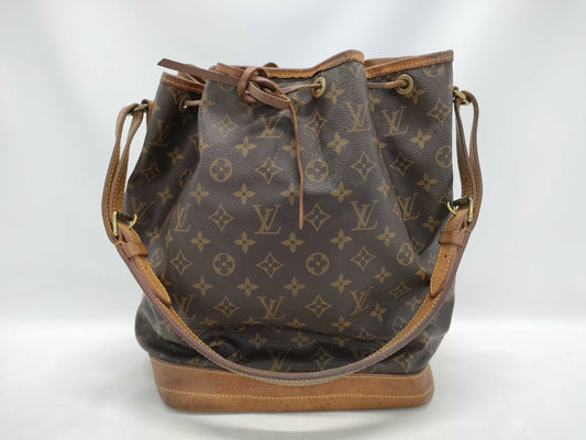 LOUIS VUITTON M42224 Monogram Noe Drawstring Shoulder Bag M42224 Shoulder Bag