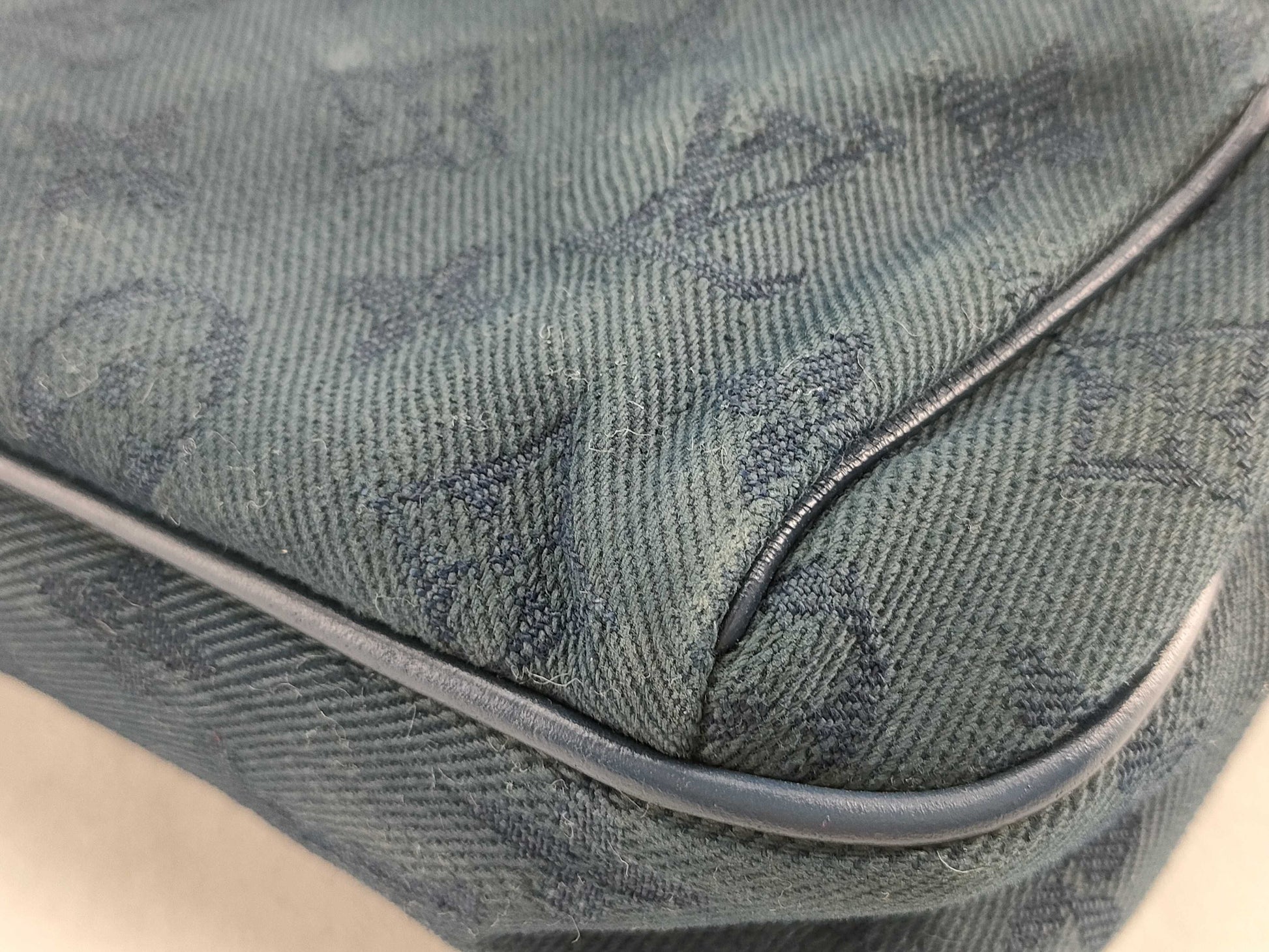 LOUIS VUITTON M44741 Louis Vuitton Outdoor/Camping Shoulder Bag/Second Bag
