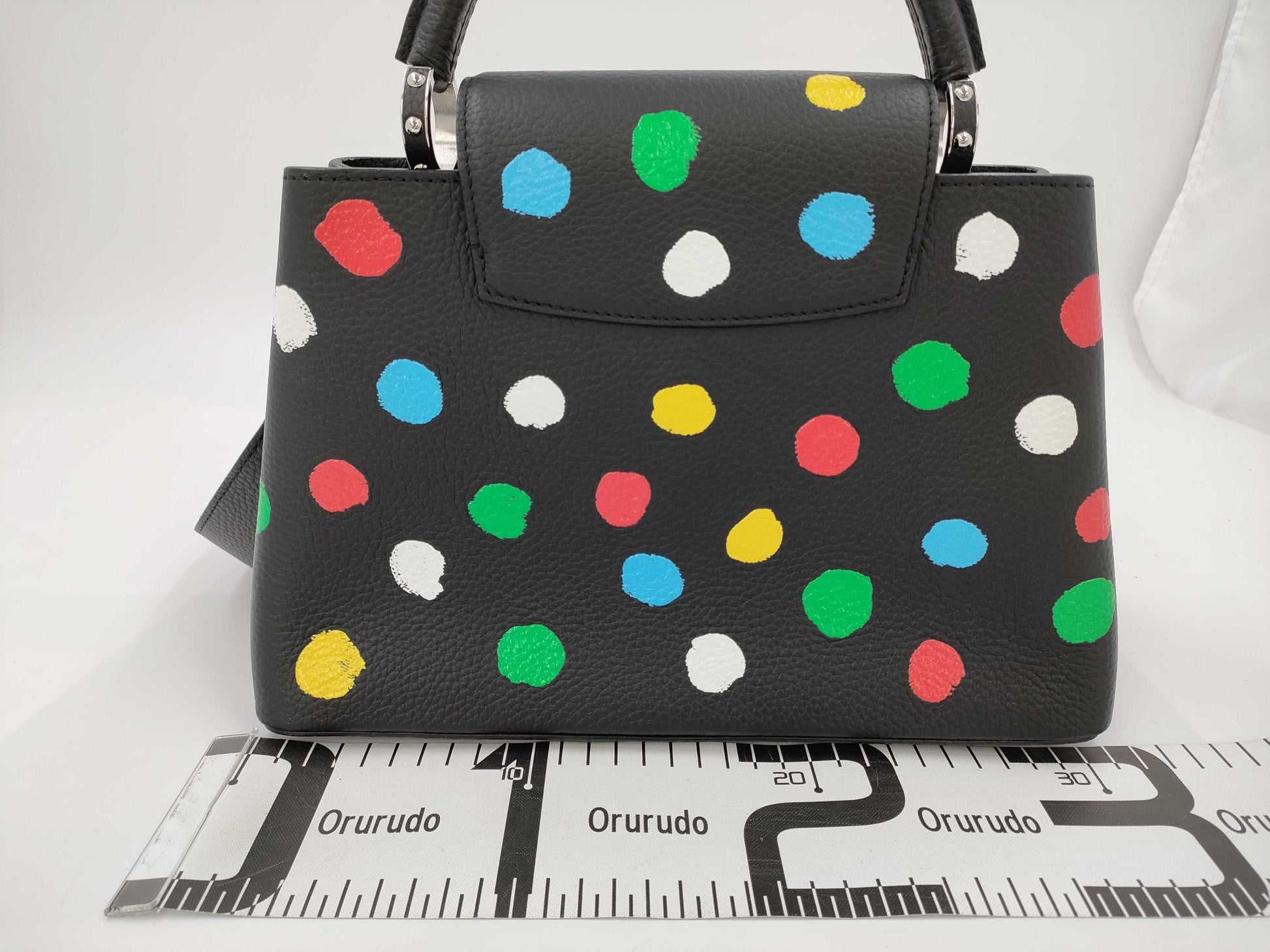 LOUIS VUITTON Louis Vuitton Capucines Handbag Handbag