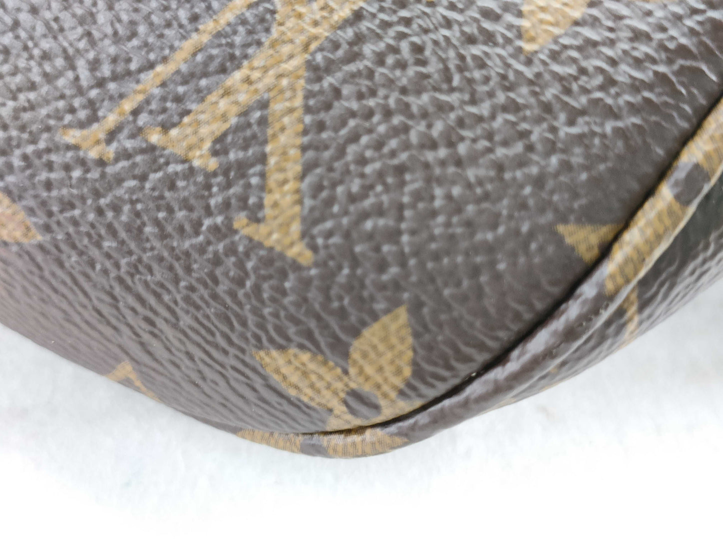 LOUIS VUITTON M82335 Monogram Louis Vuitton Monogram Bum Bag IC Chip Shoulder Bag
