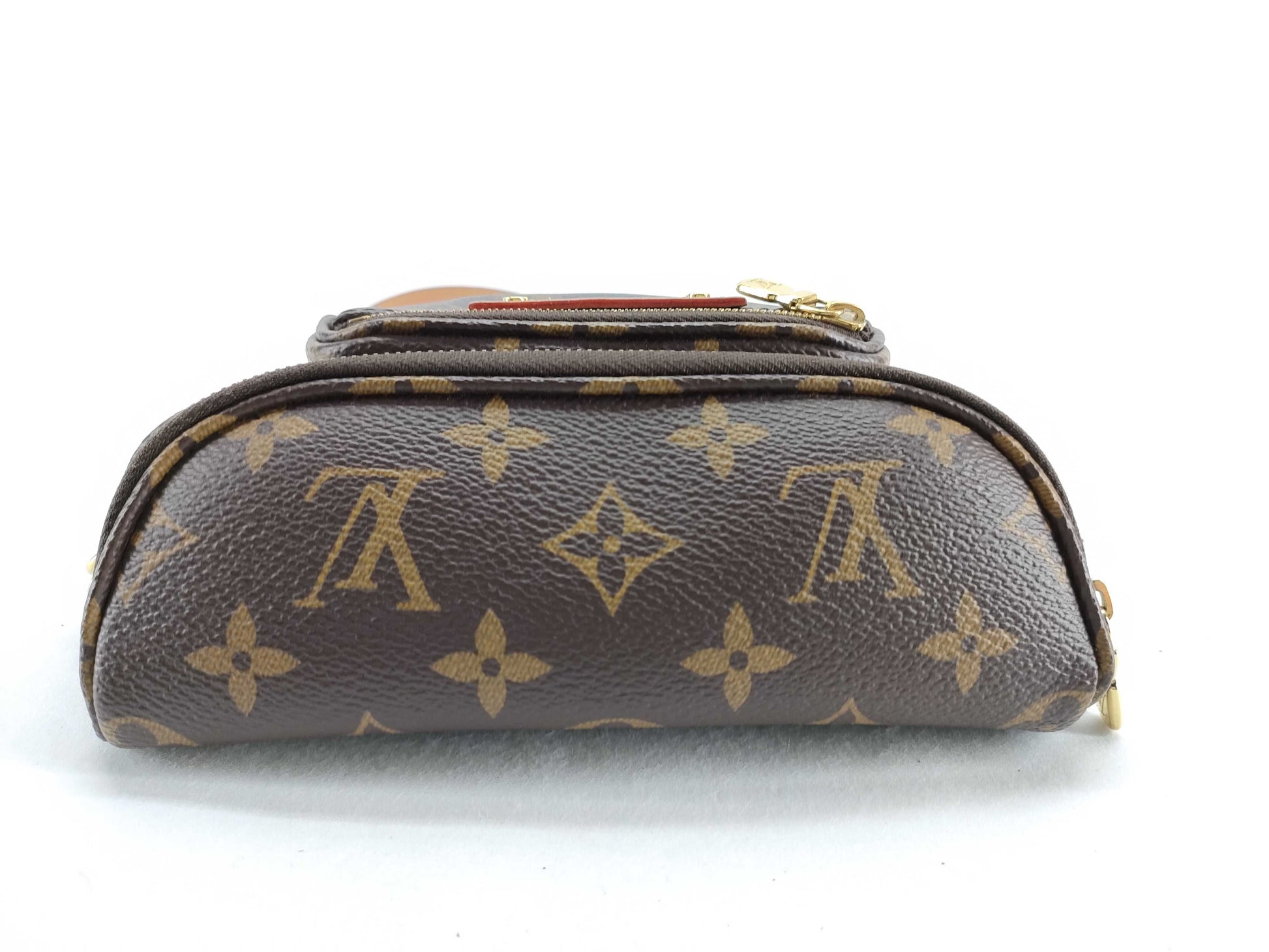 LOUIS VUITTON M82335 Monogram Louis Vuitton Monogram Bum Bag IC Chip Shoulder Bag