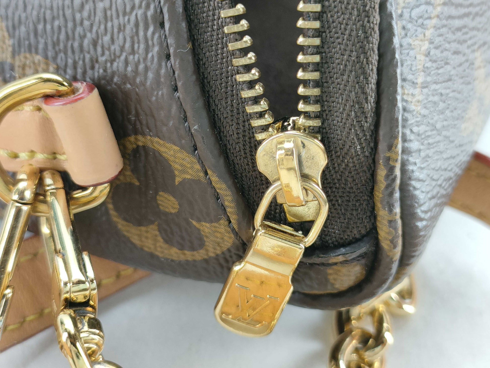 LOUIS VUITTON M82335 Monogram Louis Vuitton Monogram Bum Bag IC Chip Shoulder Bag