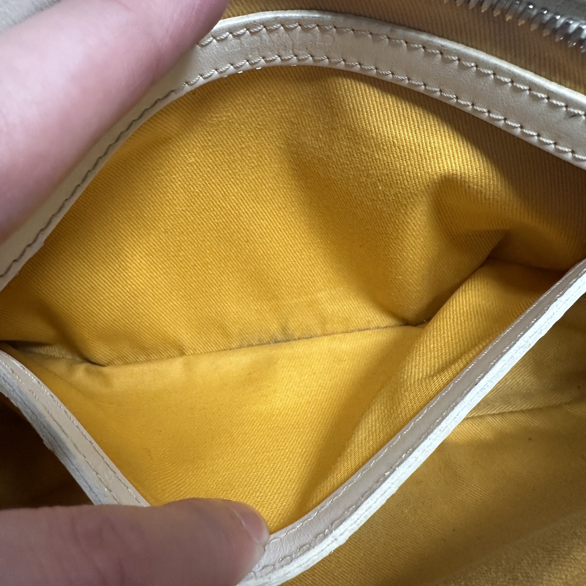 GOYARD Cup Vert PM Shoulder Bag, Herringbone, White