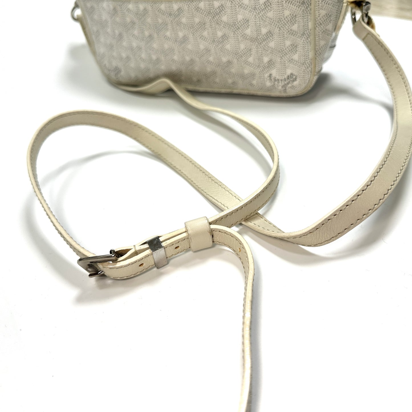 GOYARD Cup Vert PM Shoulder Bag, Herringbone, White