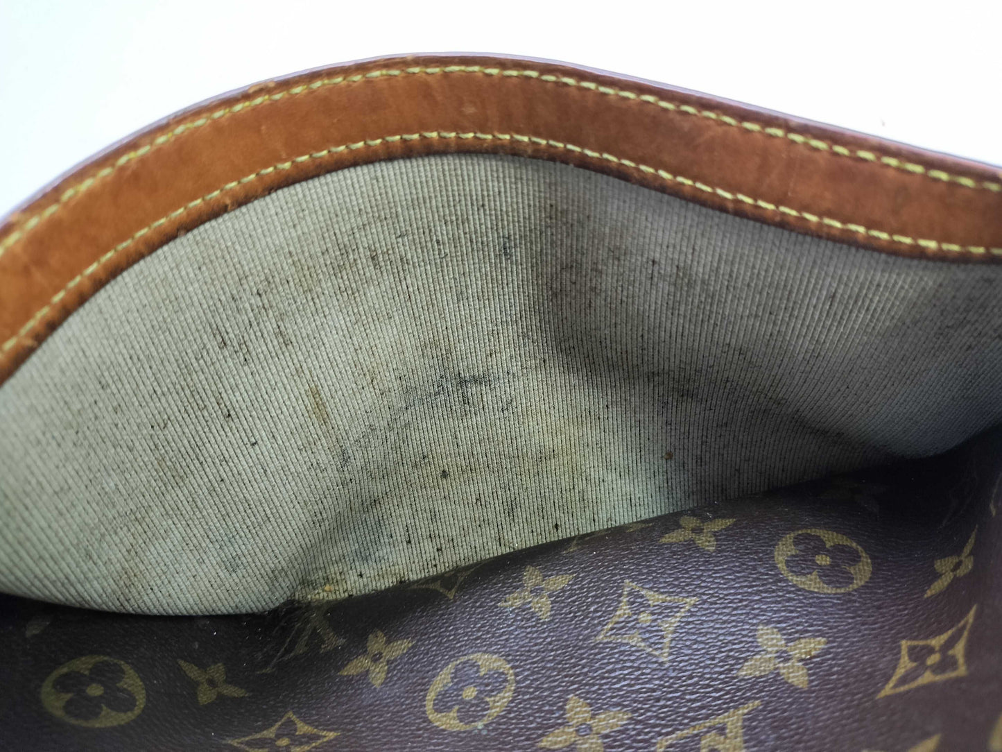 LOUIS VUITTON Monogram PH-Louis Vuitton Monogram Reporter Shoulder Bag 26cm