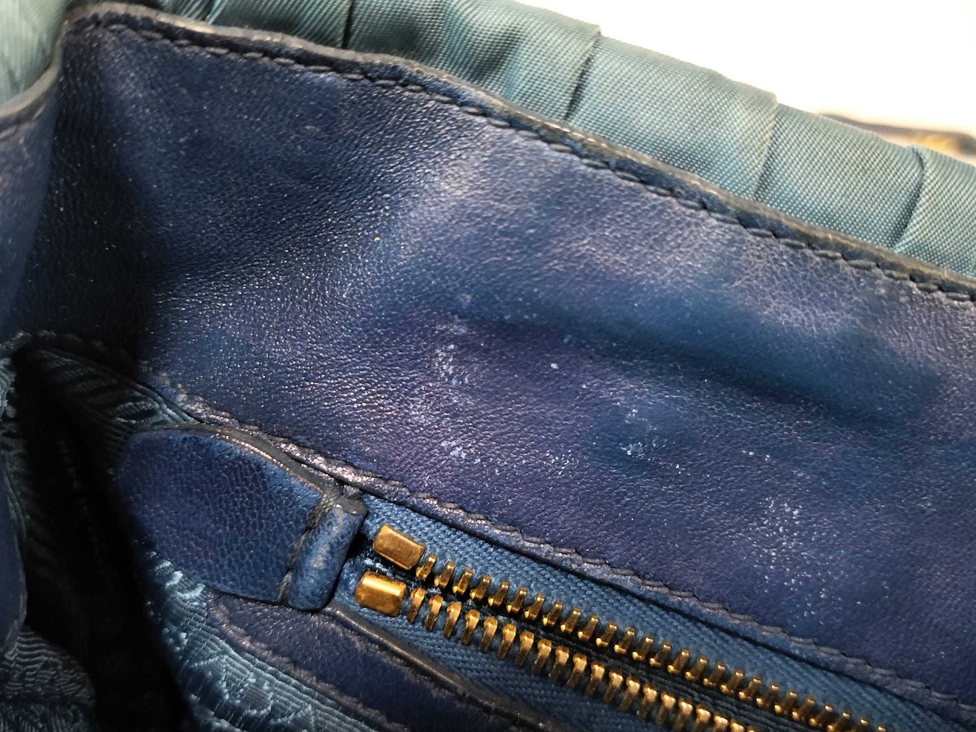 PRADA ID-Prada Nappa Gofle Leather 2-Way Handbag