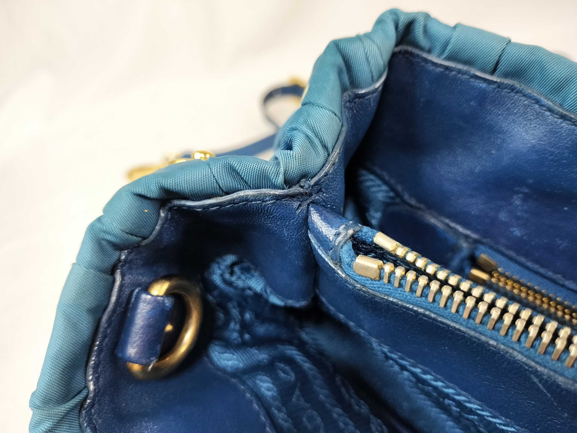 PRADA ID-Prada Nappa Gofle Leather 2-Way Handbag