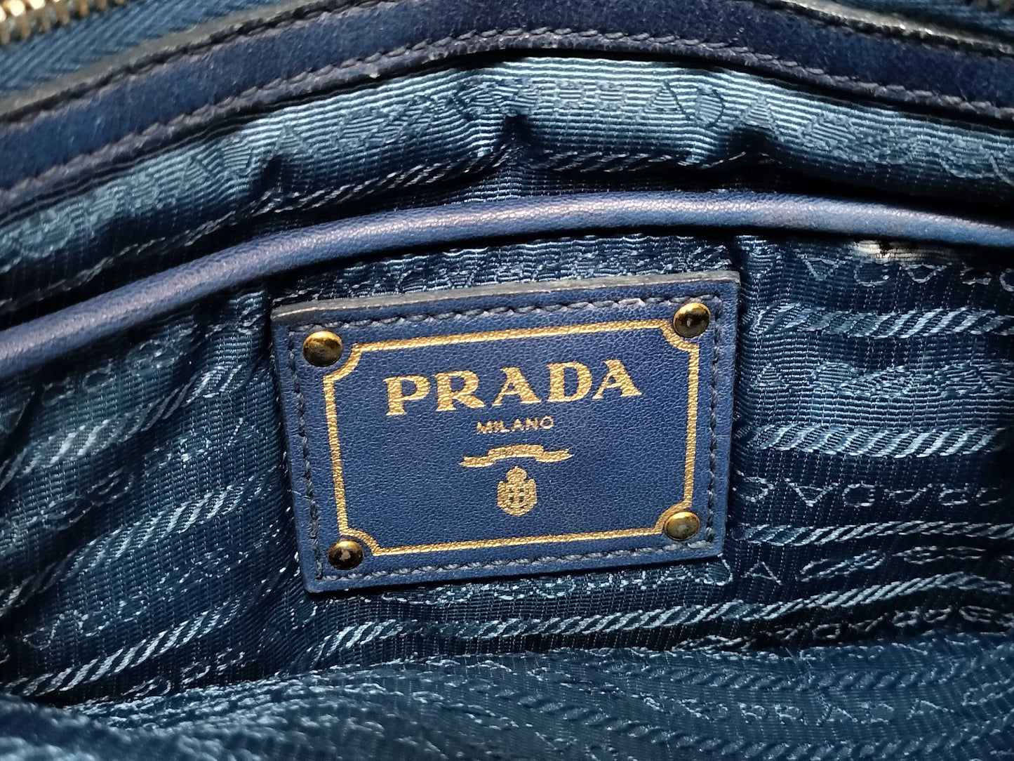 PRADA ID-Prada Nappa Gofle Leather 2-Way Handbag