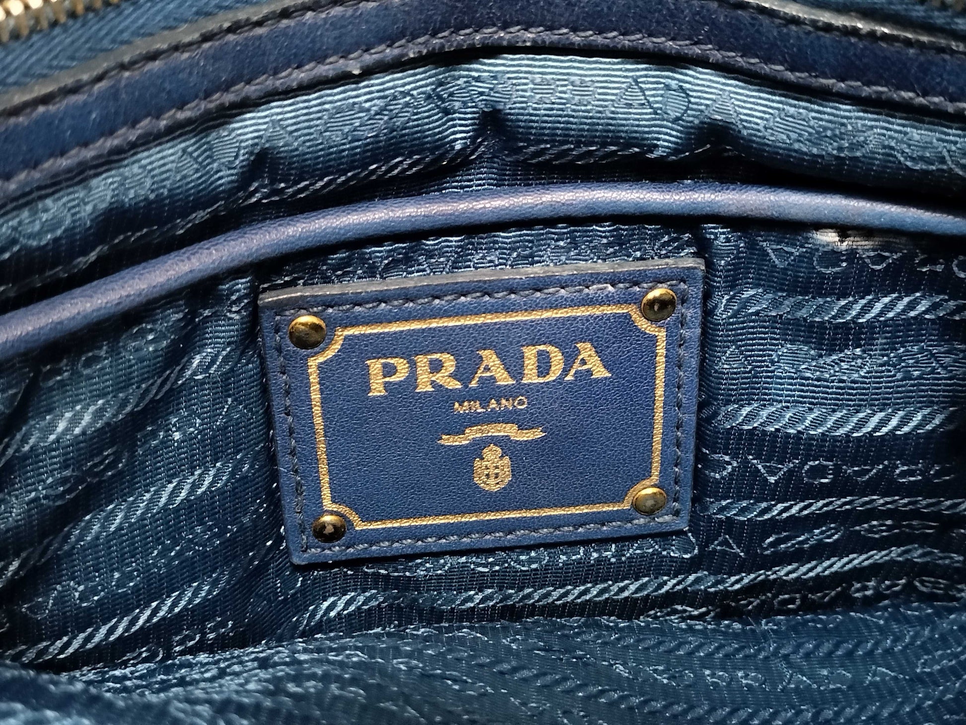 PRADA ID-Prada Nappa Gofle Leather 2-Way Handbag