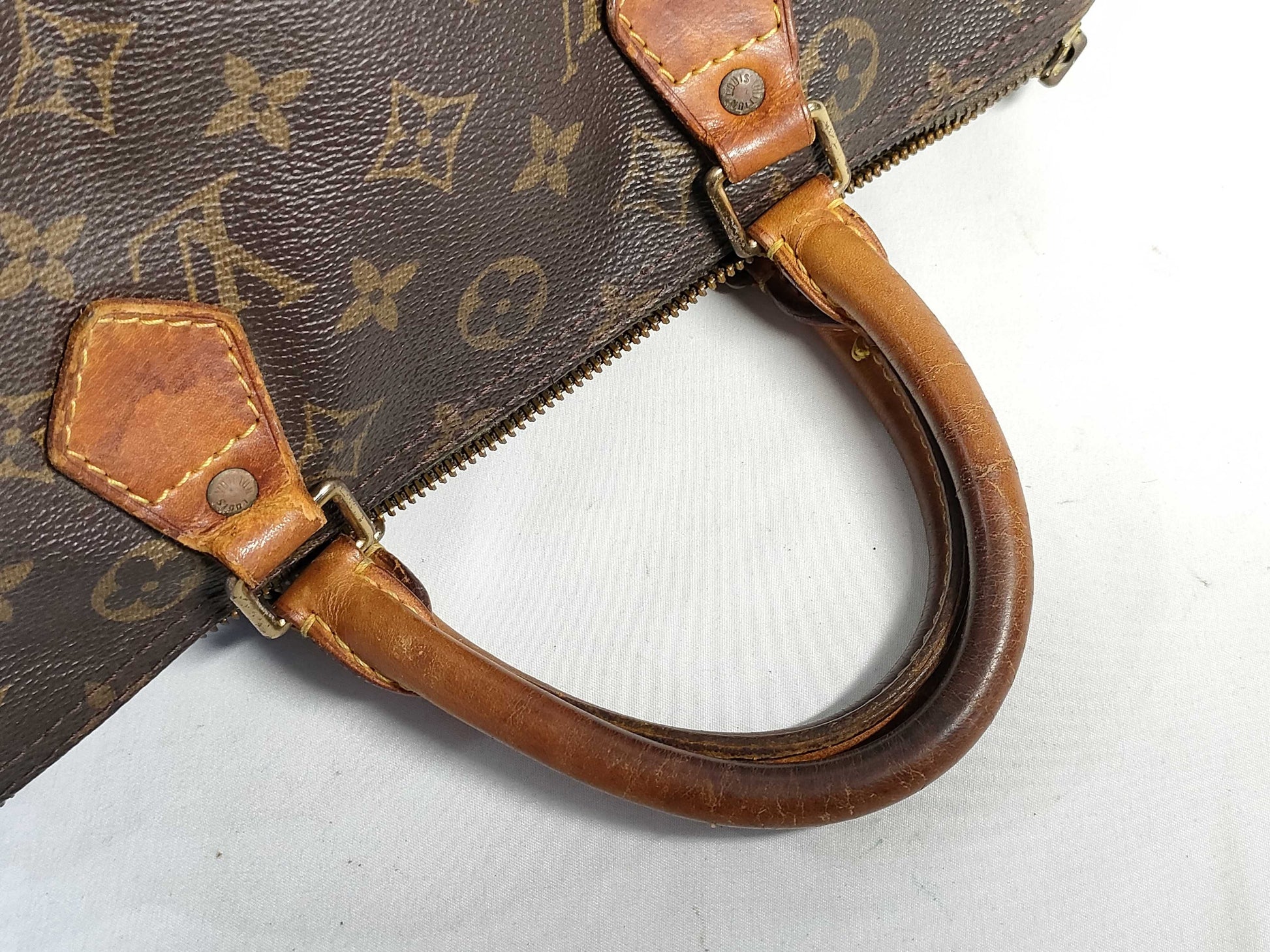 LOUIS VUITTON M41526 Monogram Louis Vuitton Monogram Speedy 30 M41526 SP0906 Brown Handbag