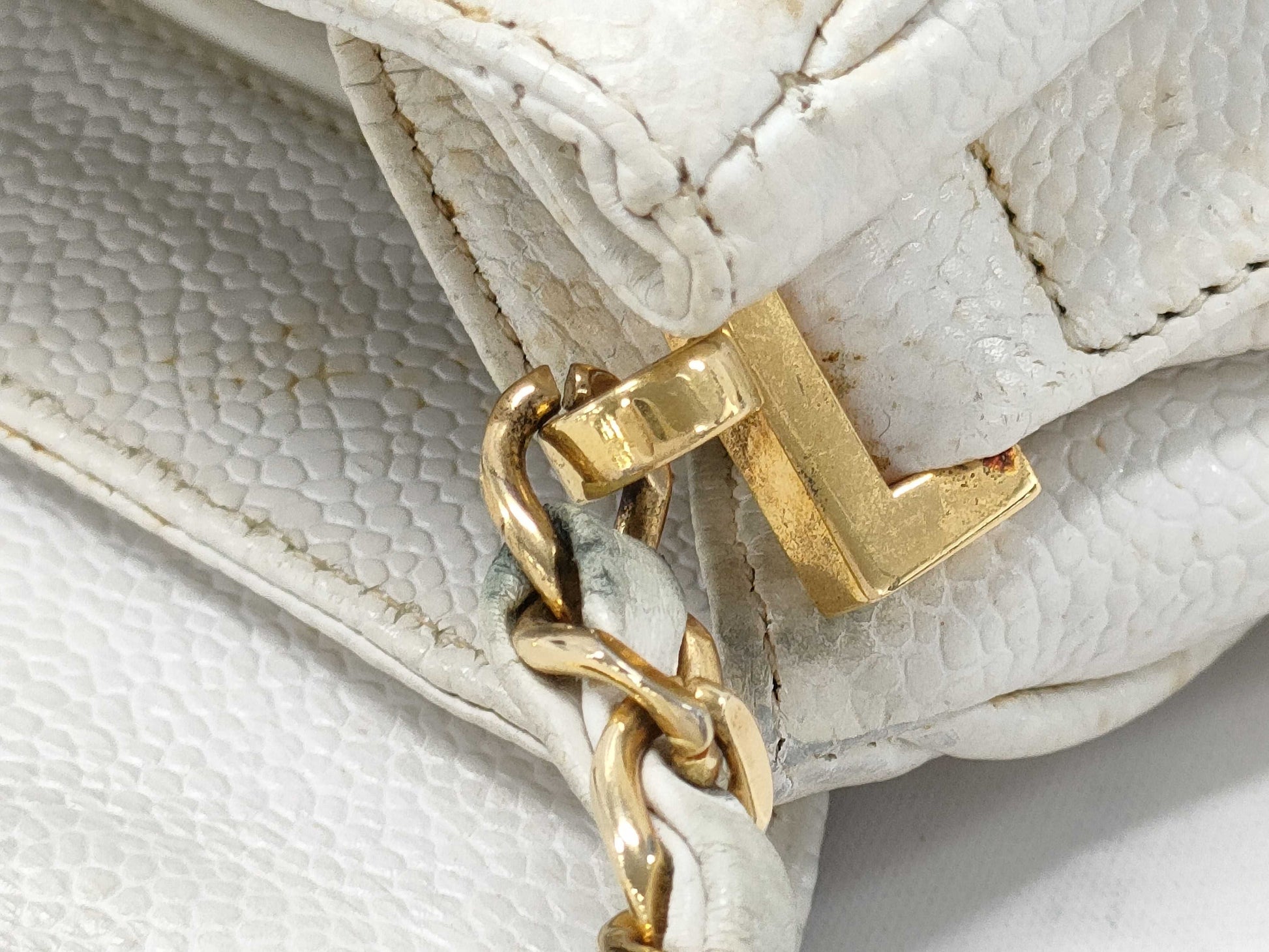 LOUIS VUITTON Chain Shoulder Bag/White Caviar Shoulder Bag