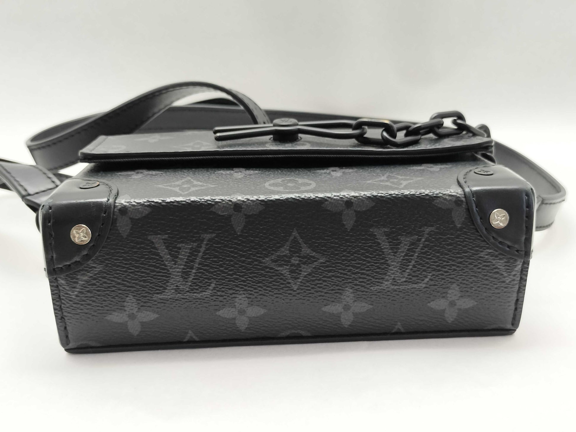 LOUIS VUITTON M81783 Steamer Wearable Wallet M81783/RFID Monogram Eclipse Shoulder Bag