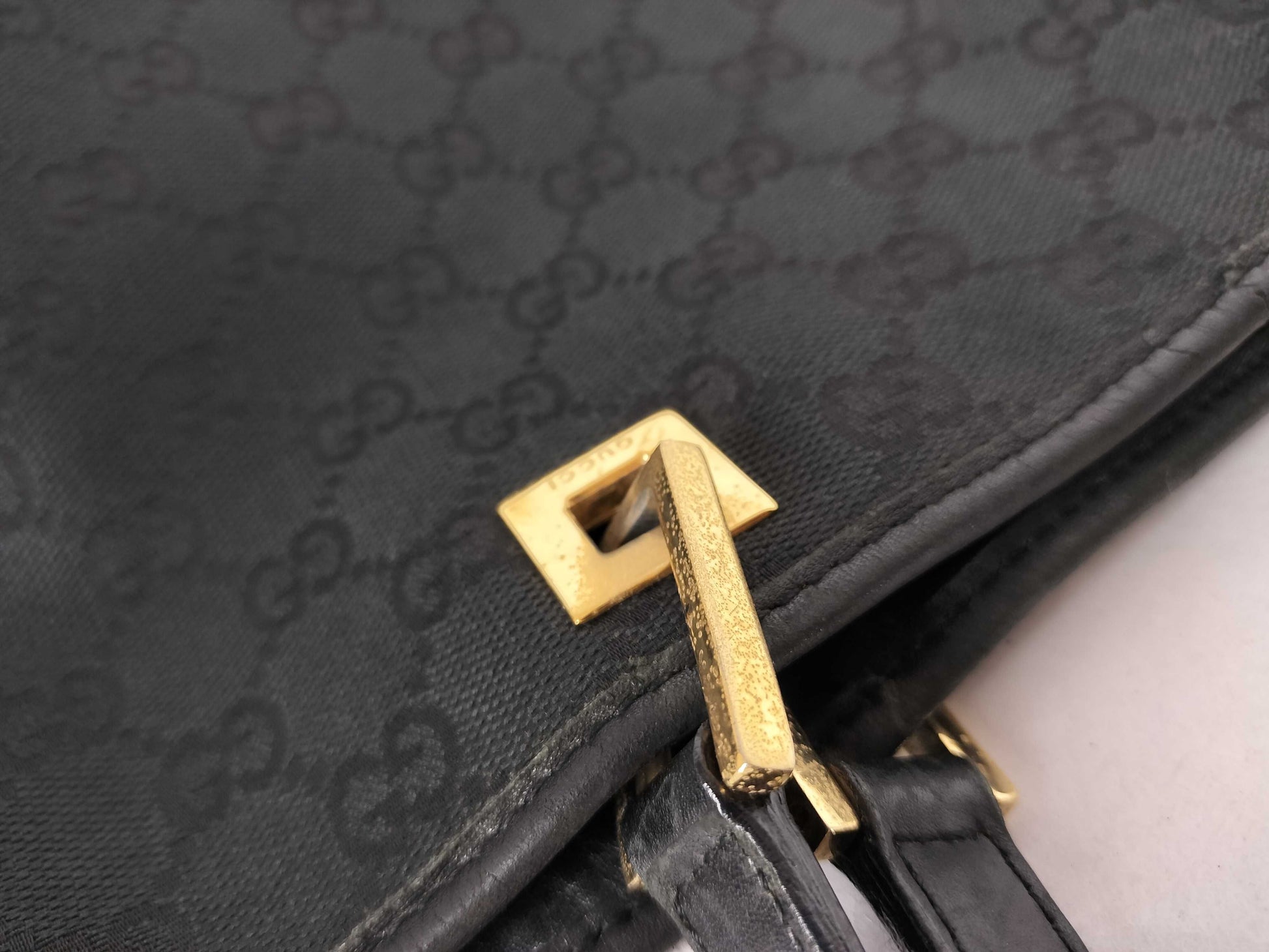 GUCCI GG Canvas Tote Bag