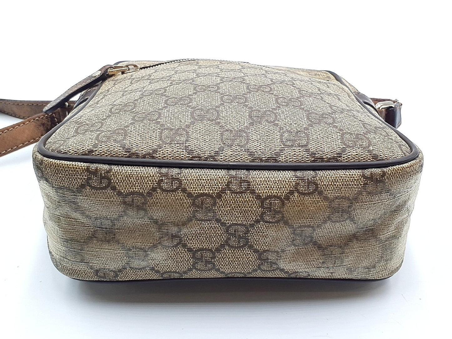 GUCCI 3-piece set: GG Supreme, GG Imprime, GG canvas, and leather shoulder bag