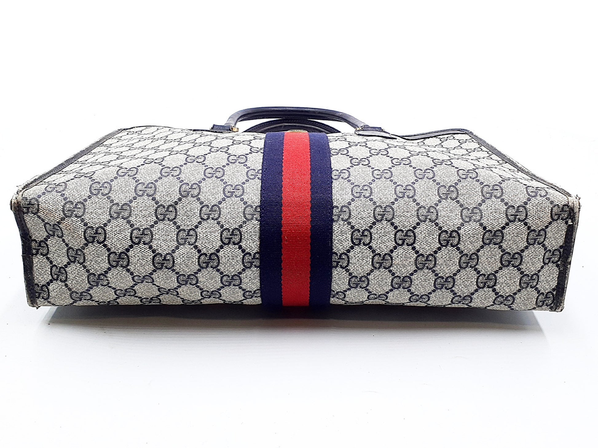 GUCCI GG Supreme Sherry Line Leather Handbag